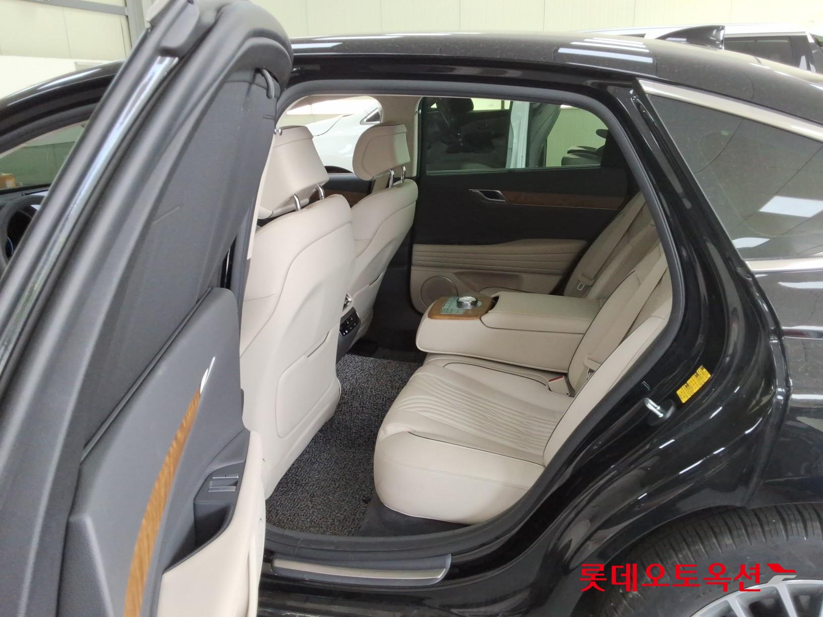 2024 - genesis g80