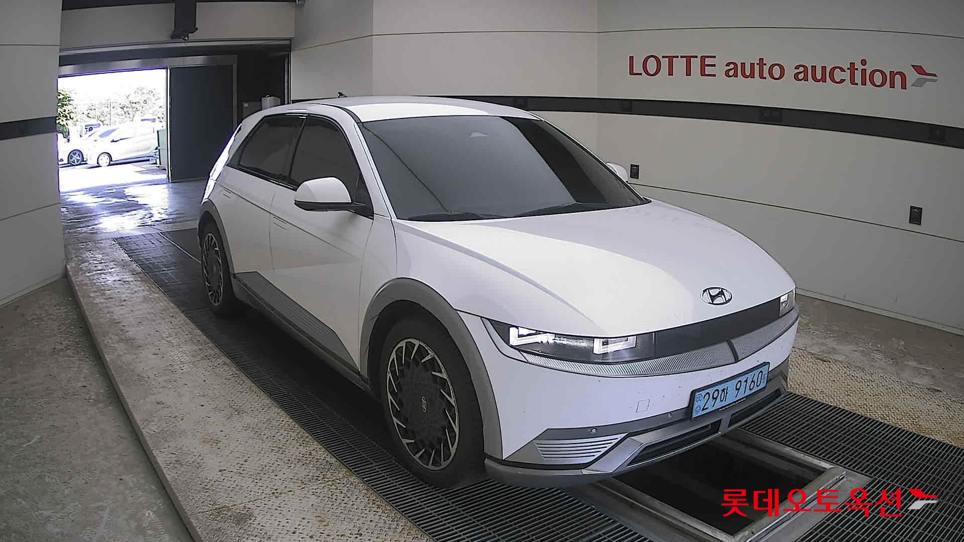 2022 - hyundai ioniq