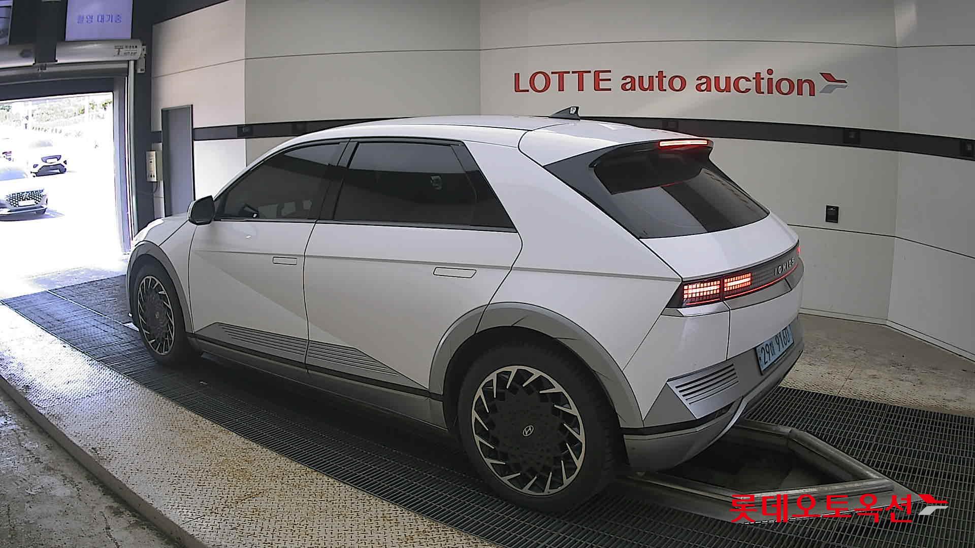 2022 - hyundai ioniq
