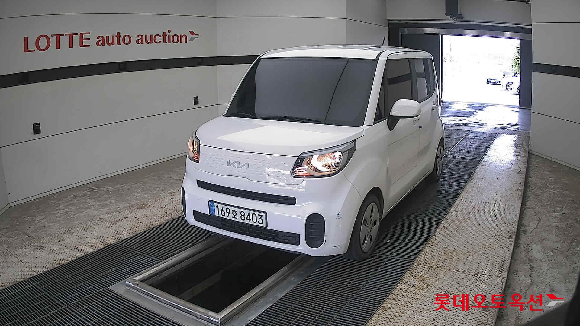 2022 - kia ray