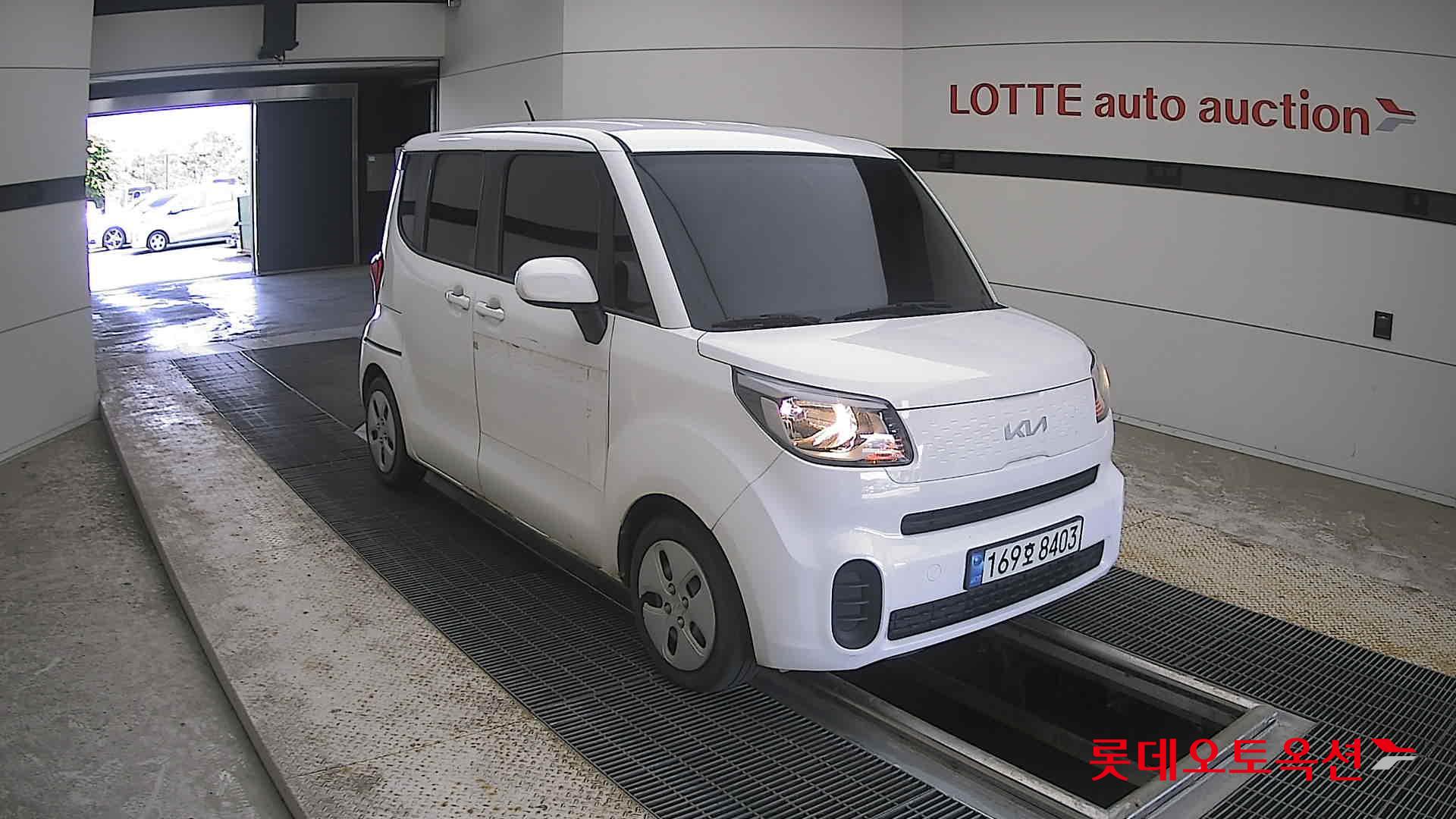 2022 - kia ray