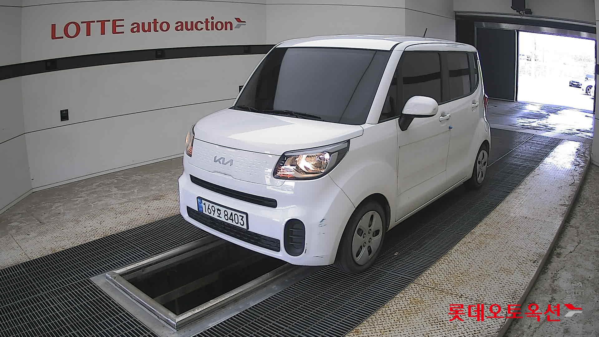 2022 - kia ray