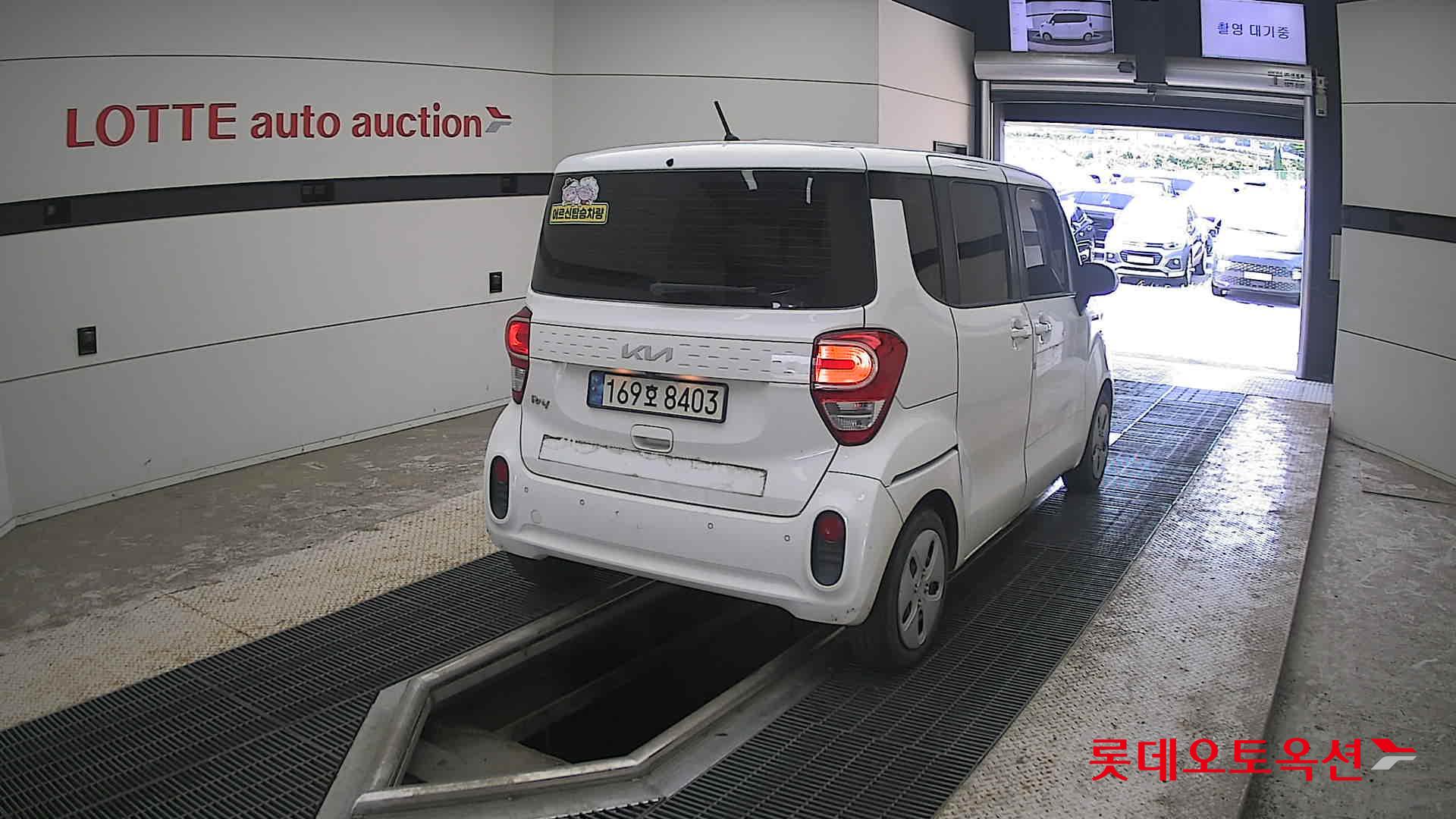 2022 - kia ray