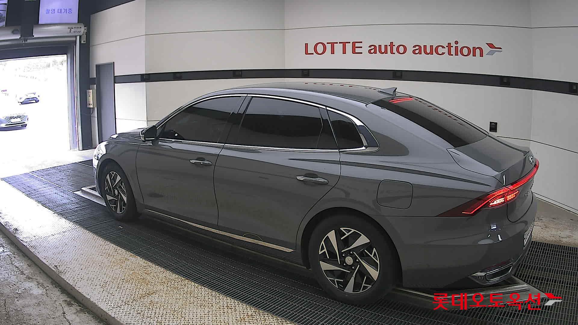2020 - hyundai grandeur