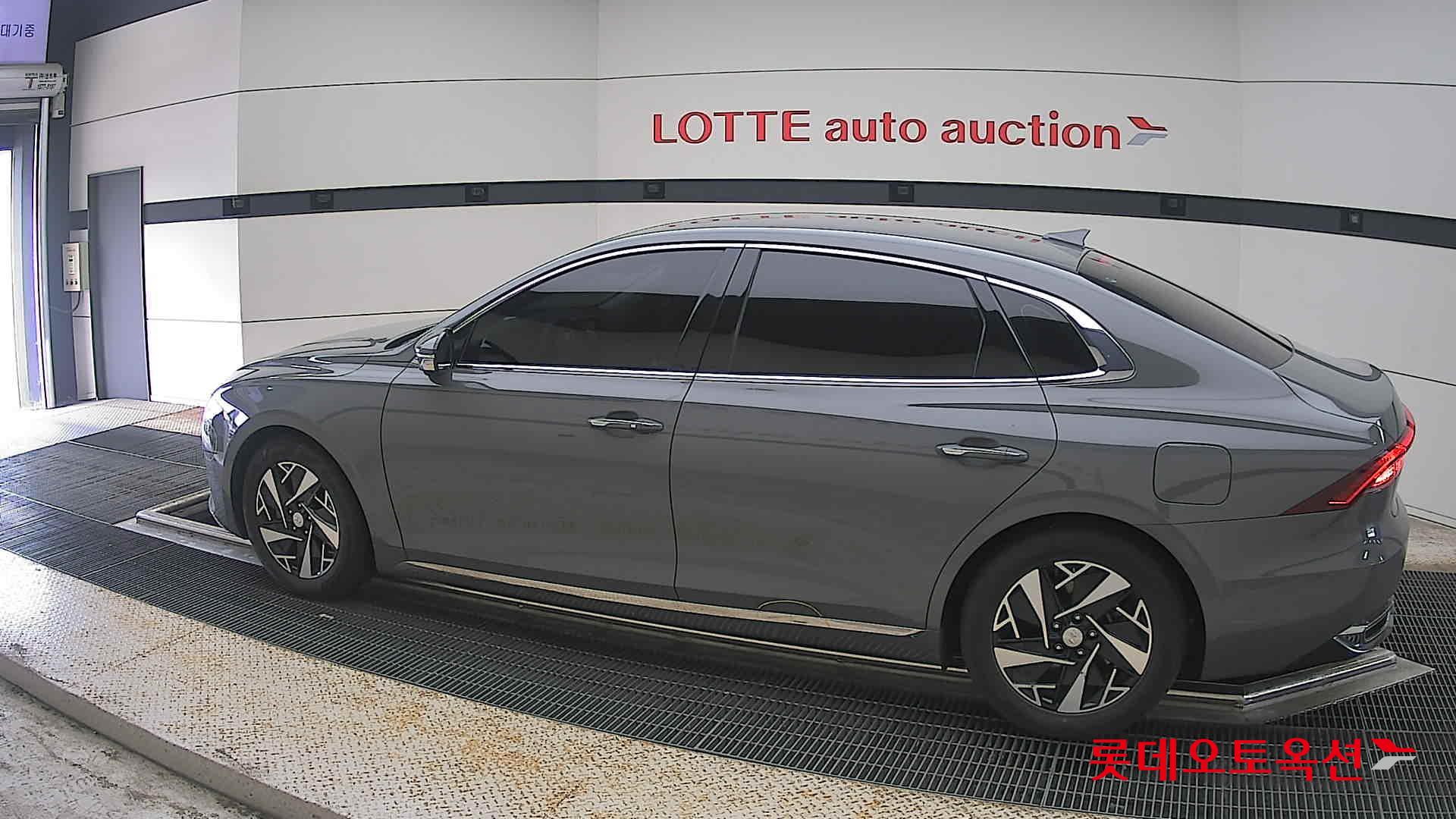 2020 - hyundai grandeur