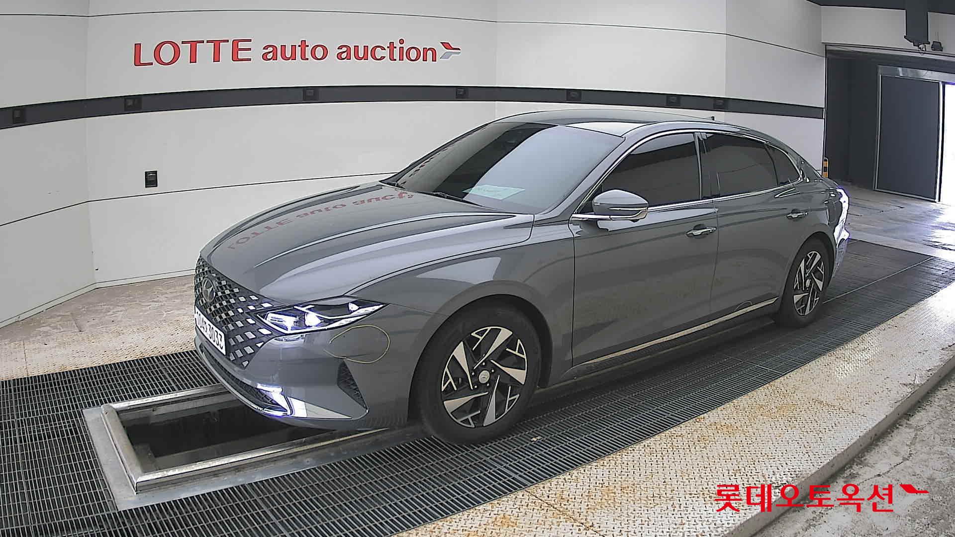 2020 - hyundai grandeur