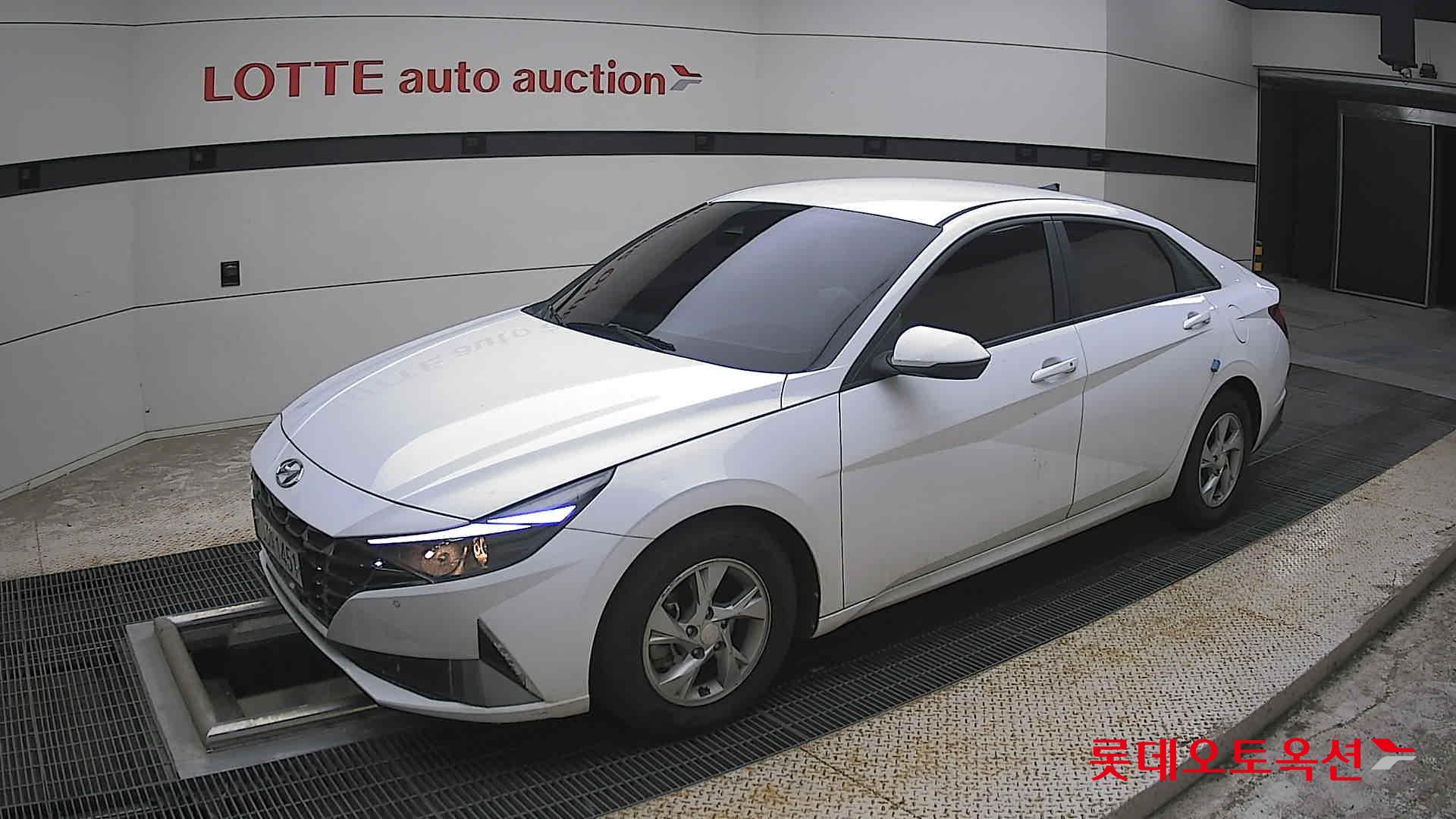 2021 - hyundai avante