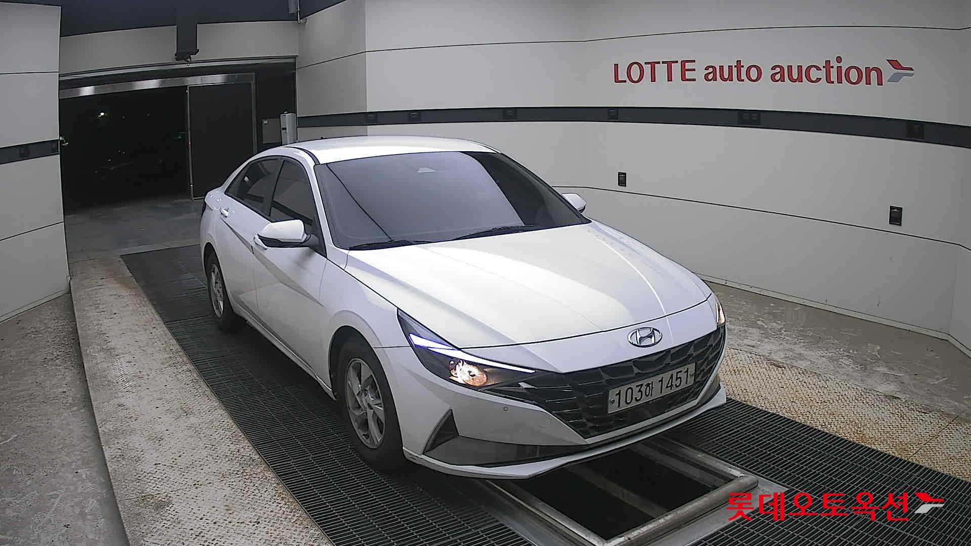 2021 - hyundai avante