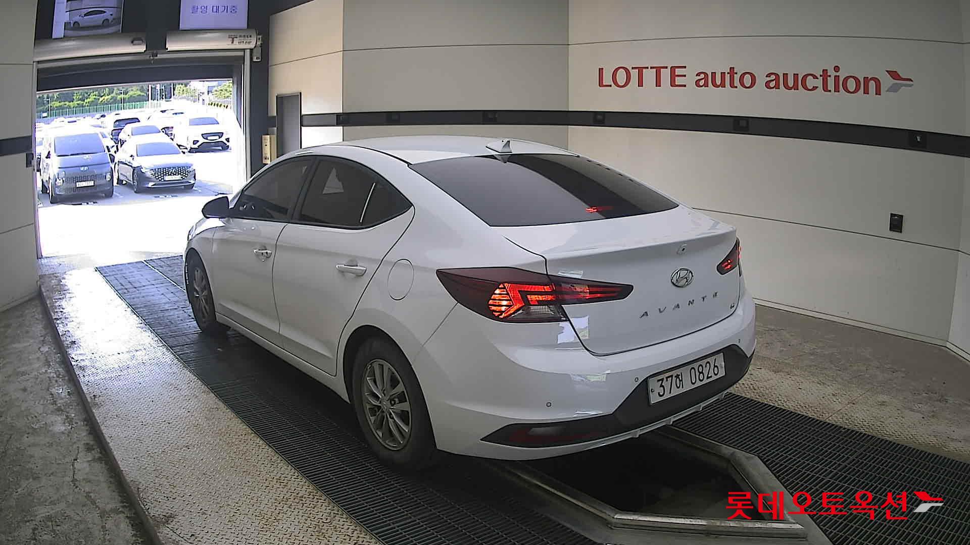 2020 - hyundai avante