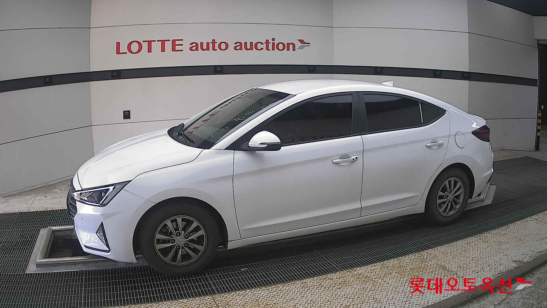 2020 - hyundai avante