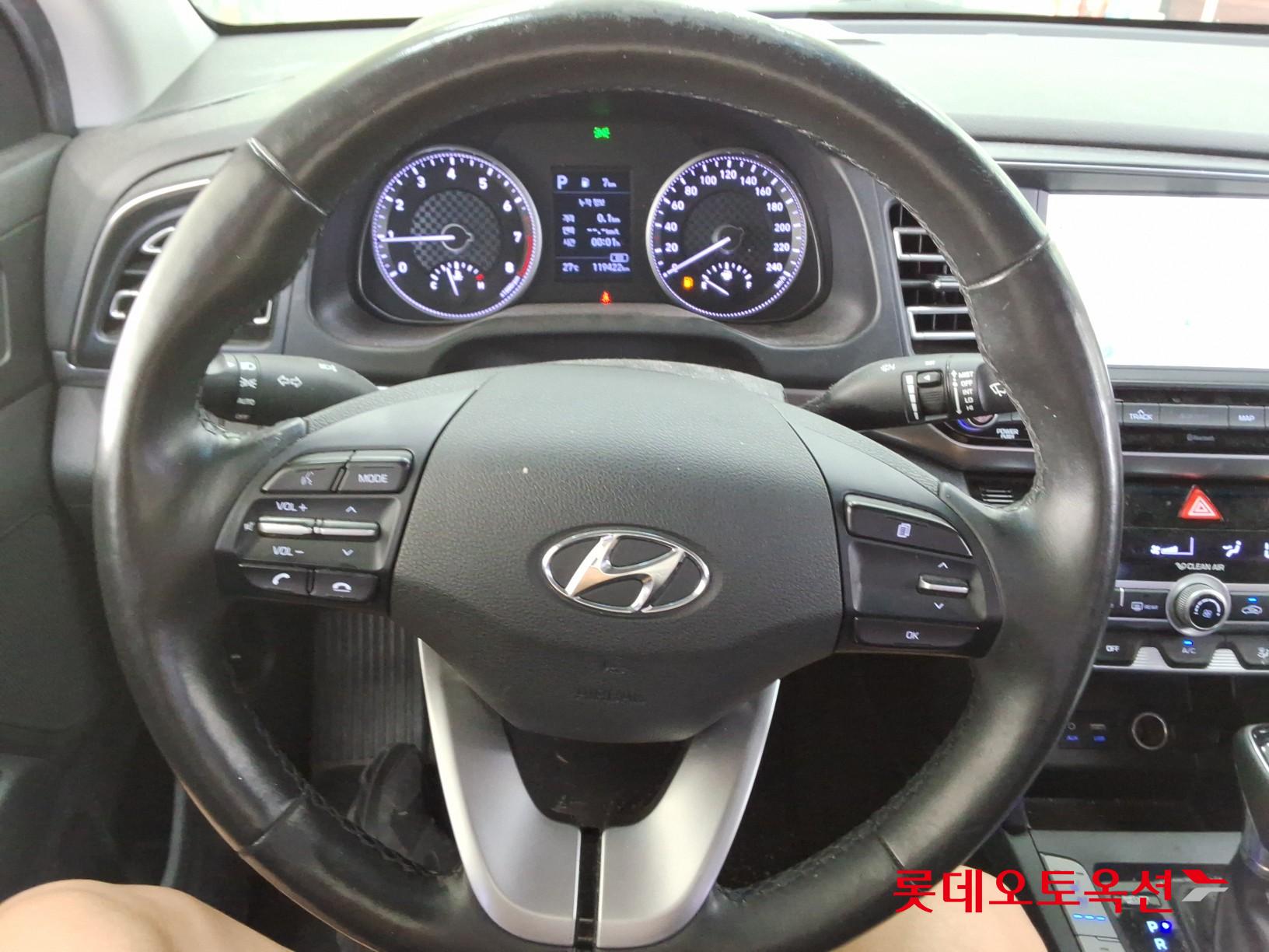 2020 - hyundai avante