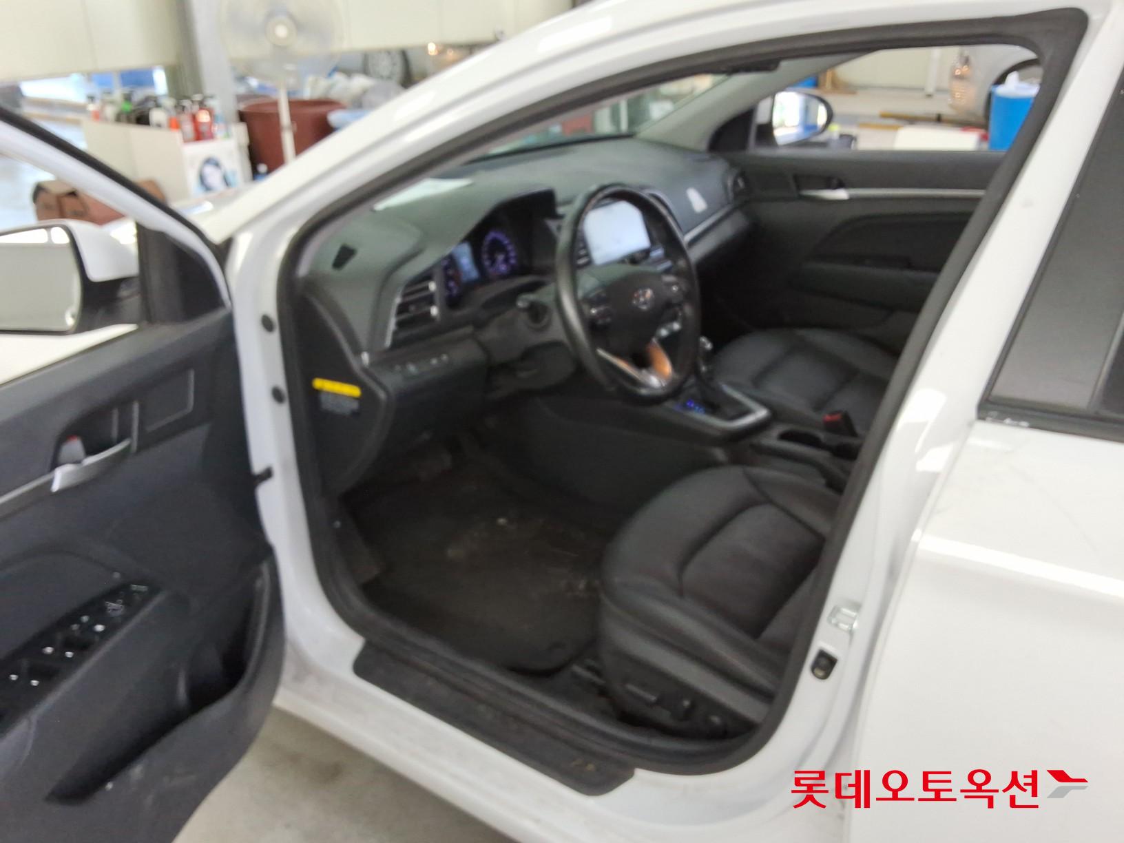 2020 - hyundai avante