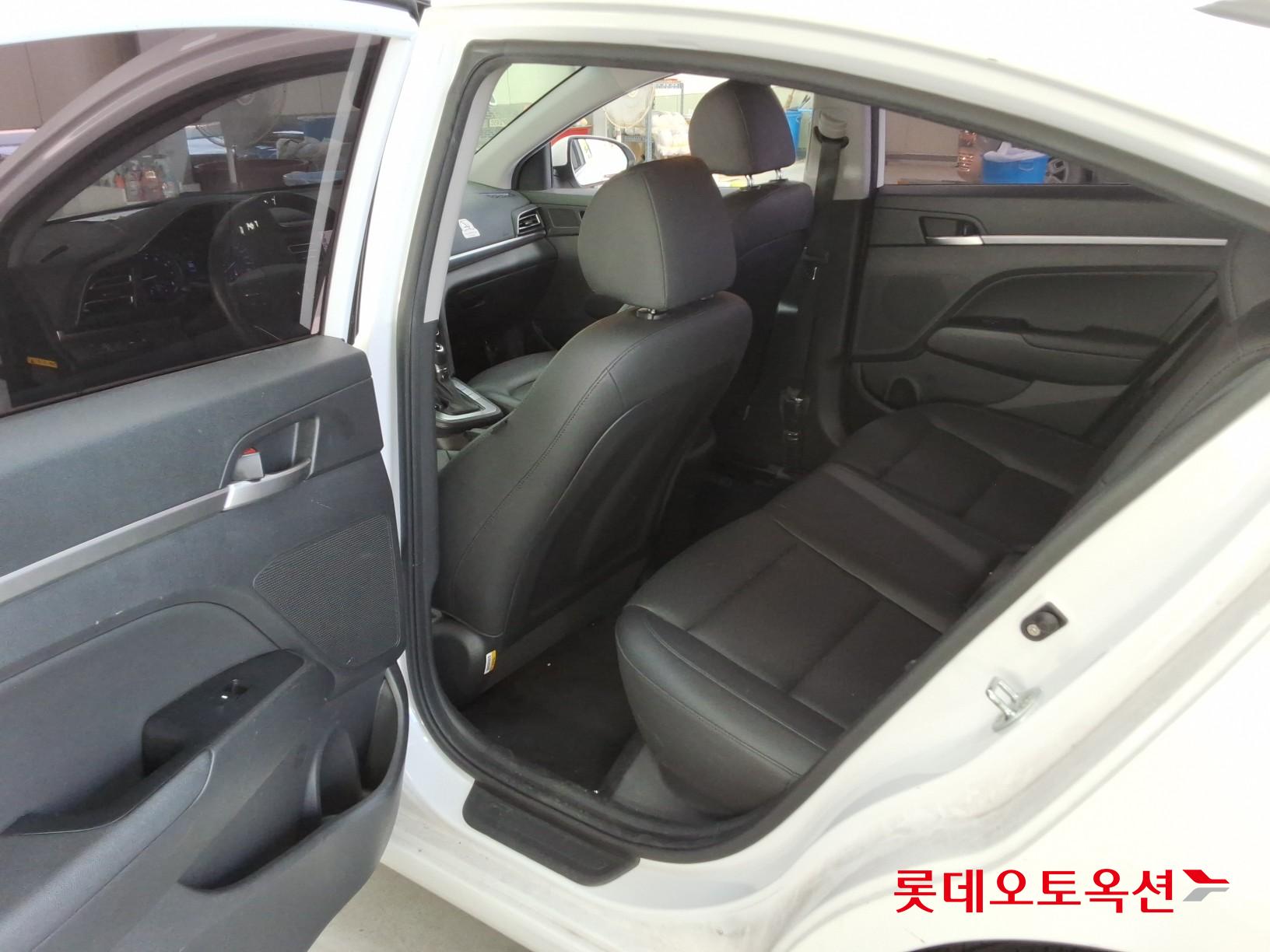 2020 - hyundai avante