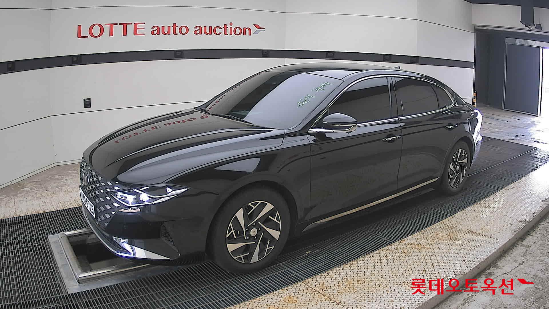 2020 - hyundai grandeur