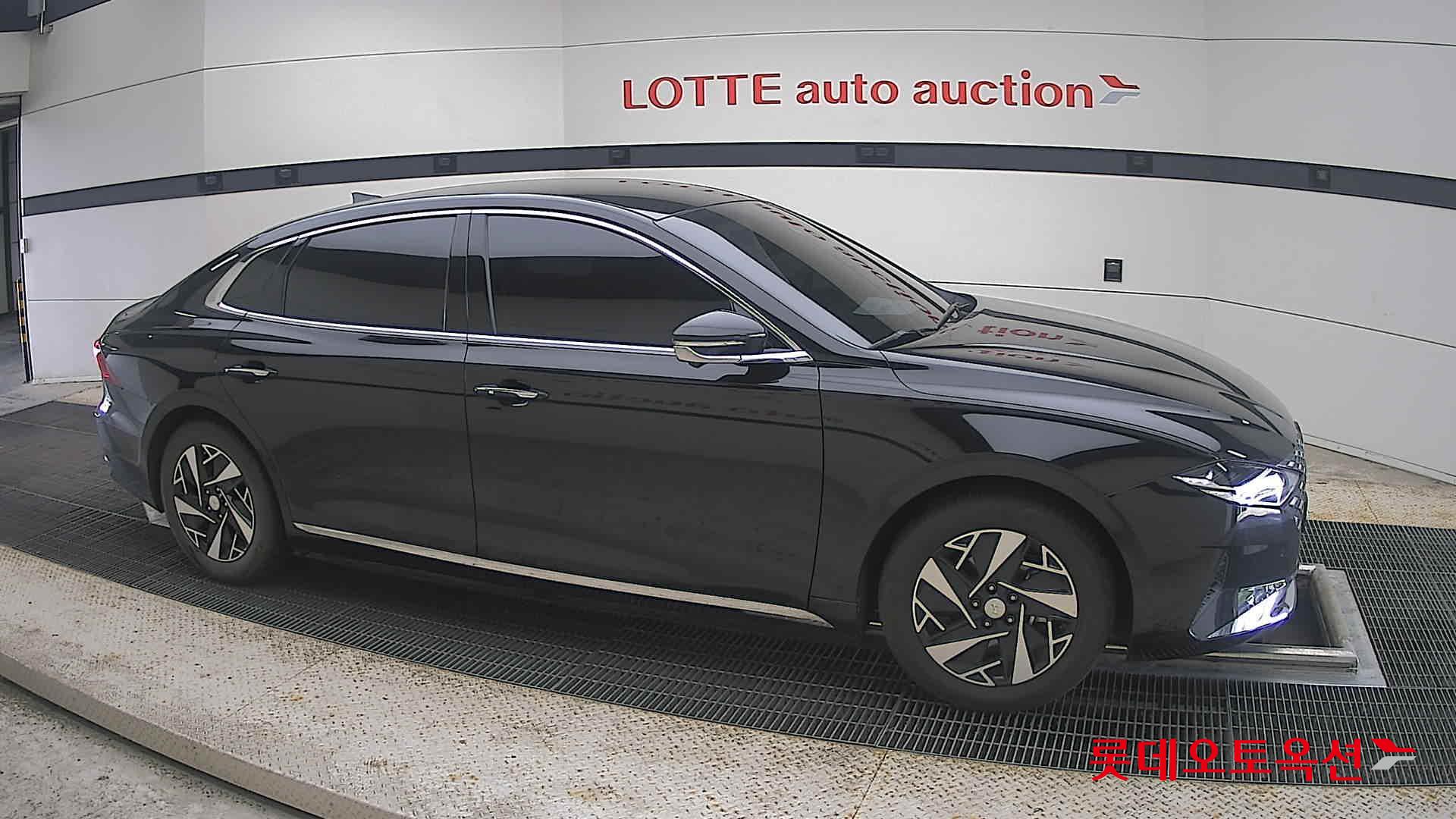 2020 - hyundai grandeur