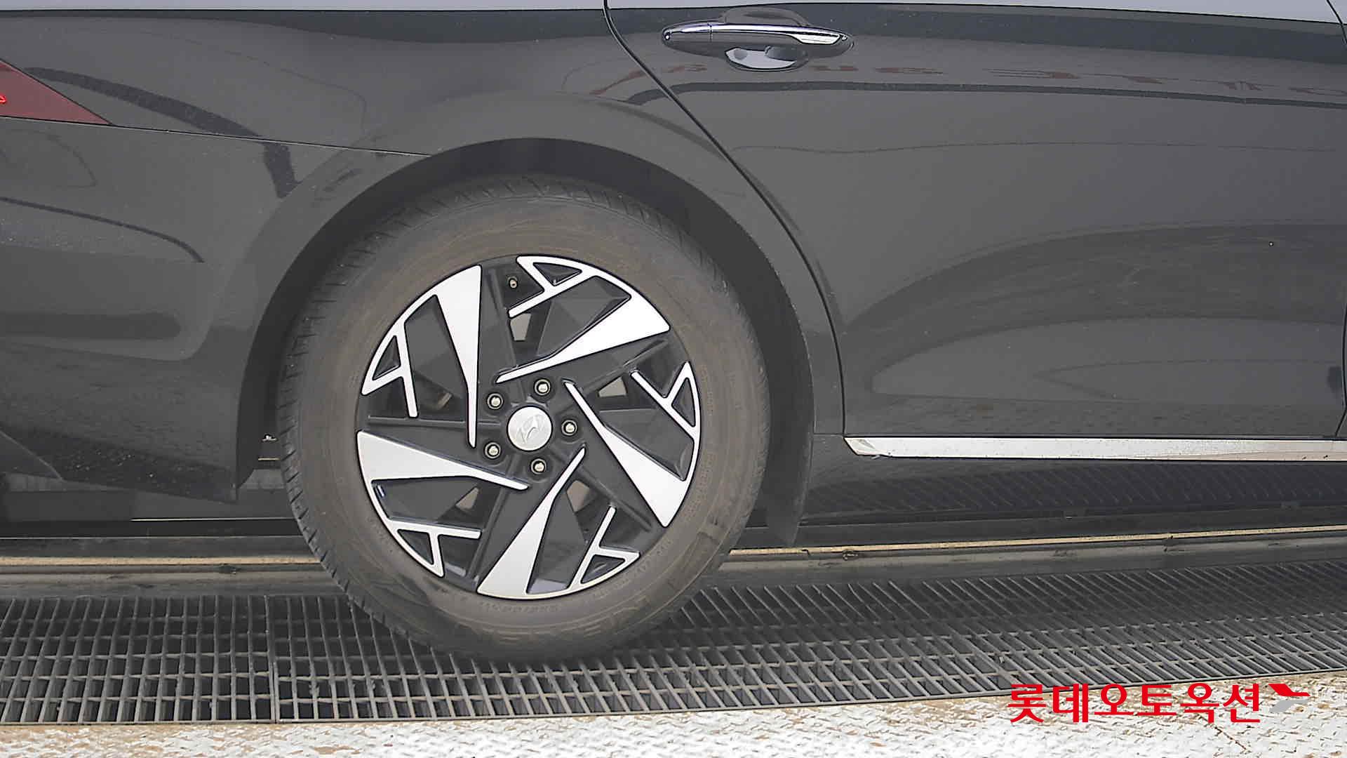 2020 - hyundai grandeur