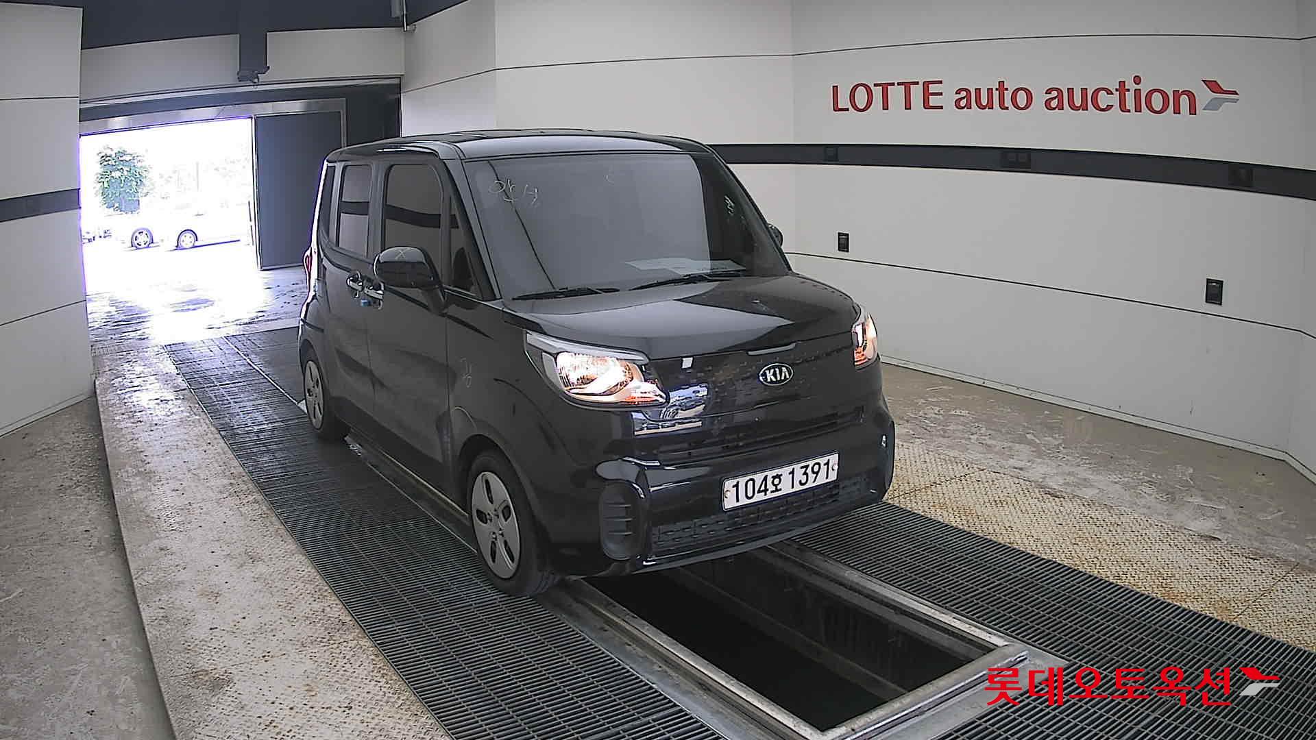 2021 - kia ray