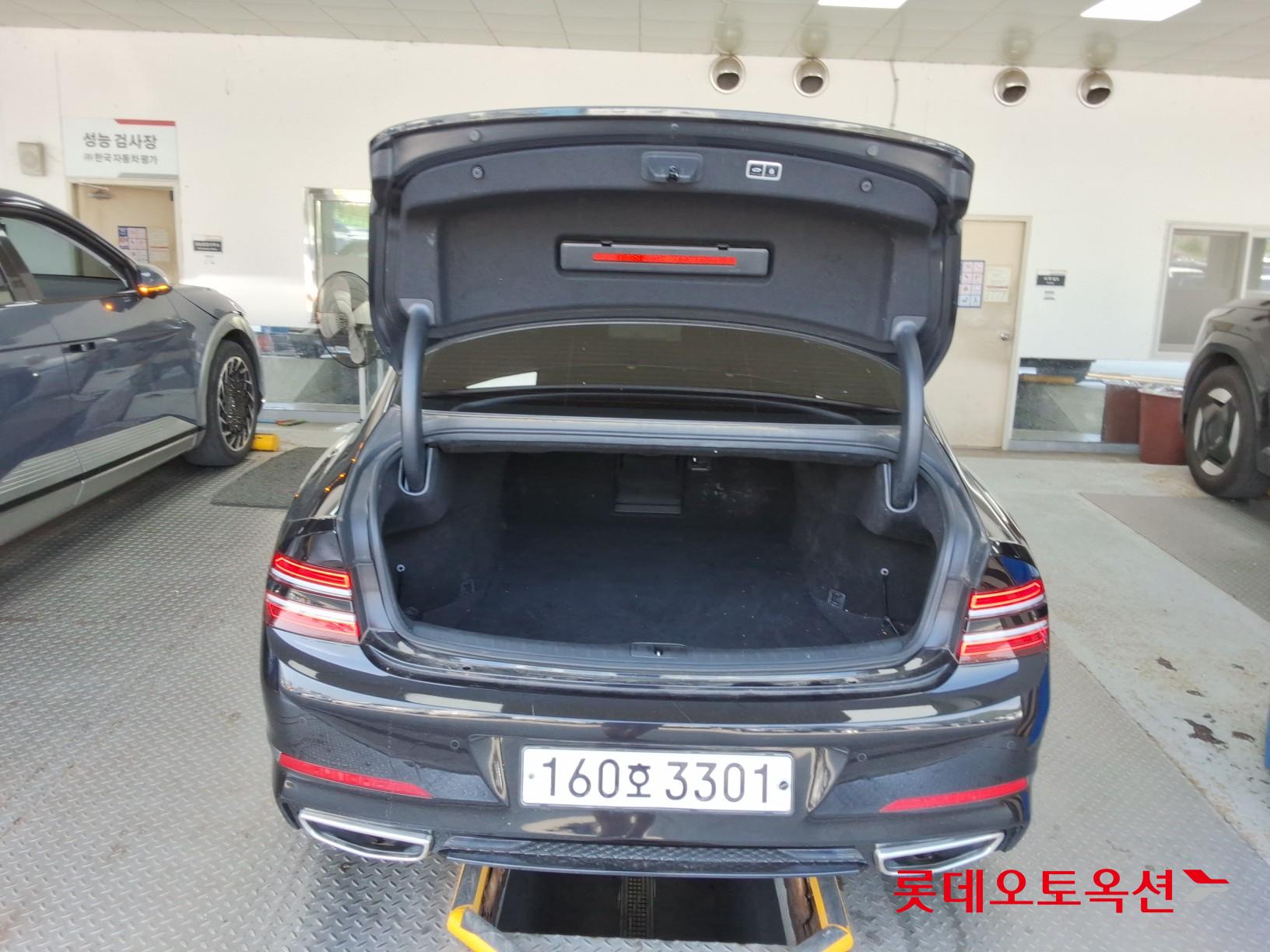 2021 - genesis g80