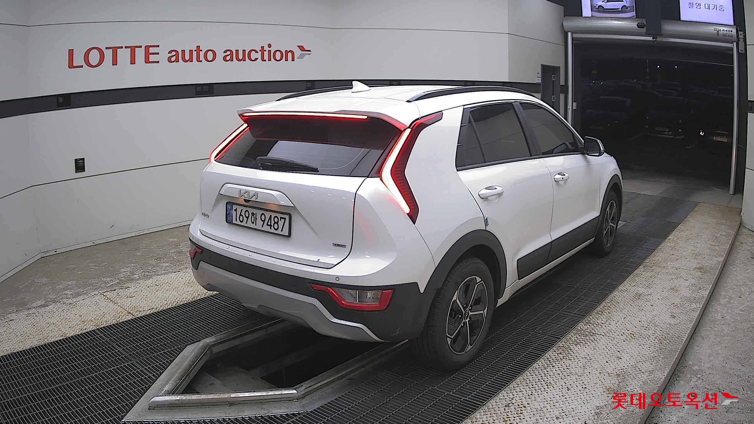 2022 - kia niro