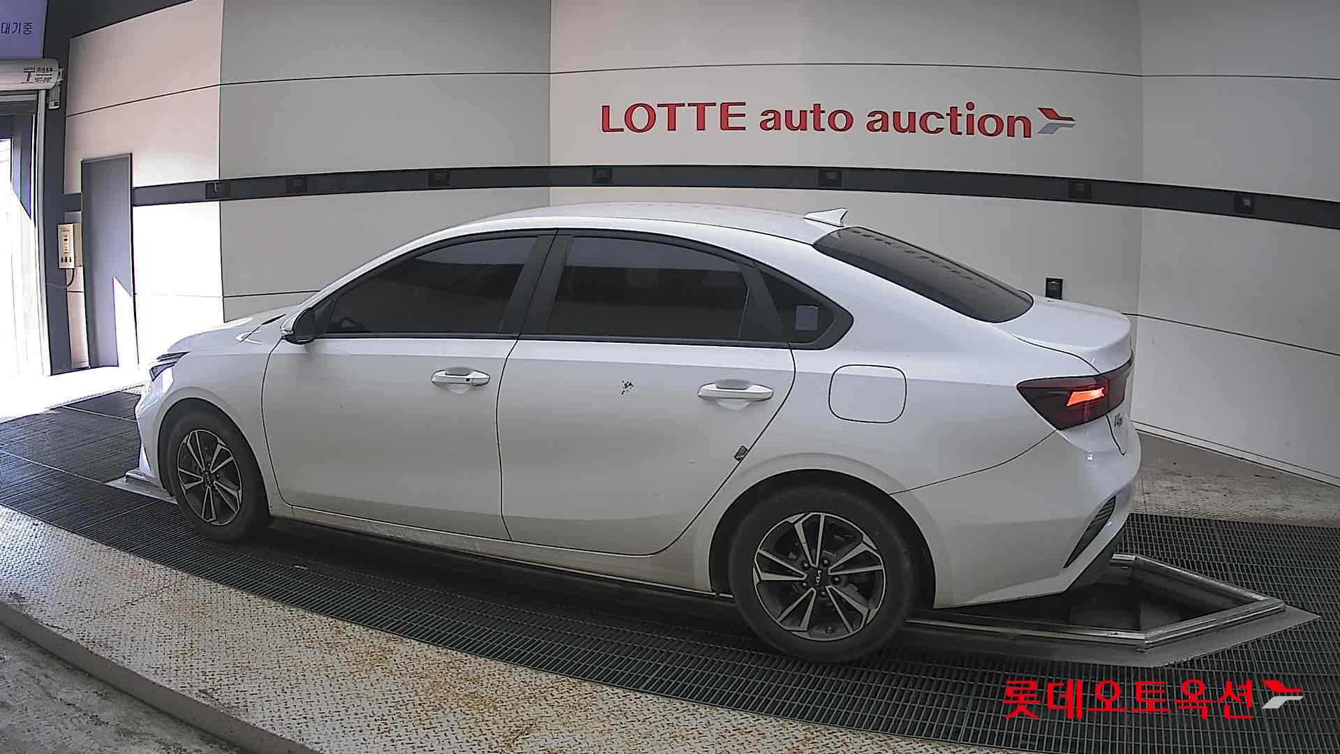2022 - kia k3