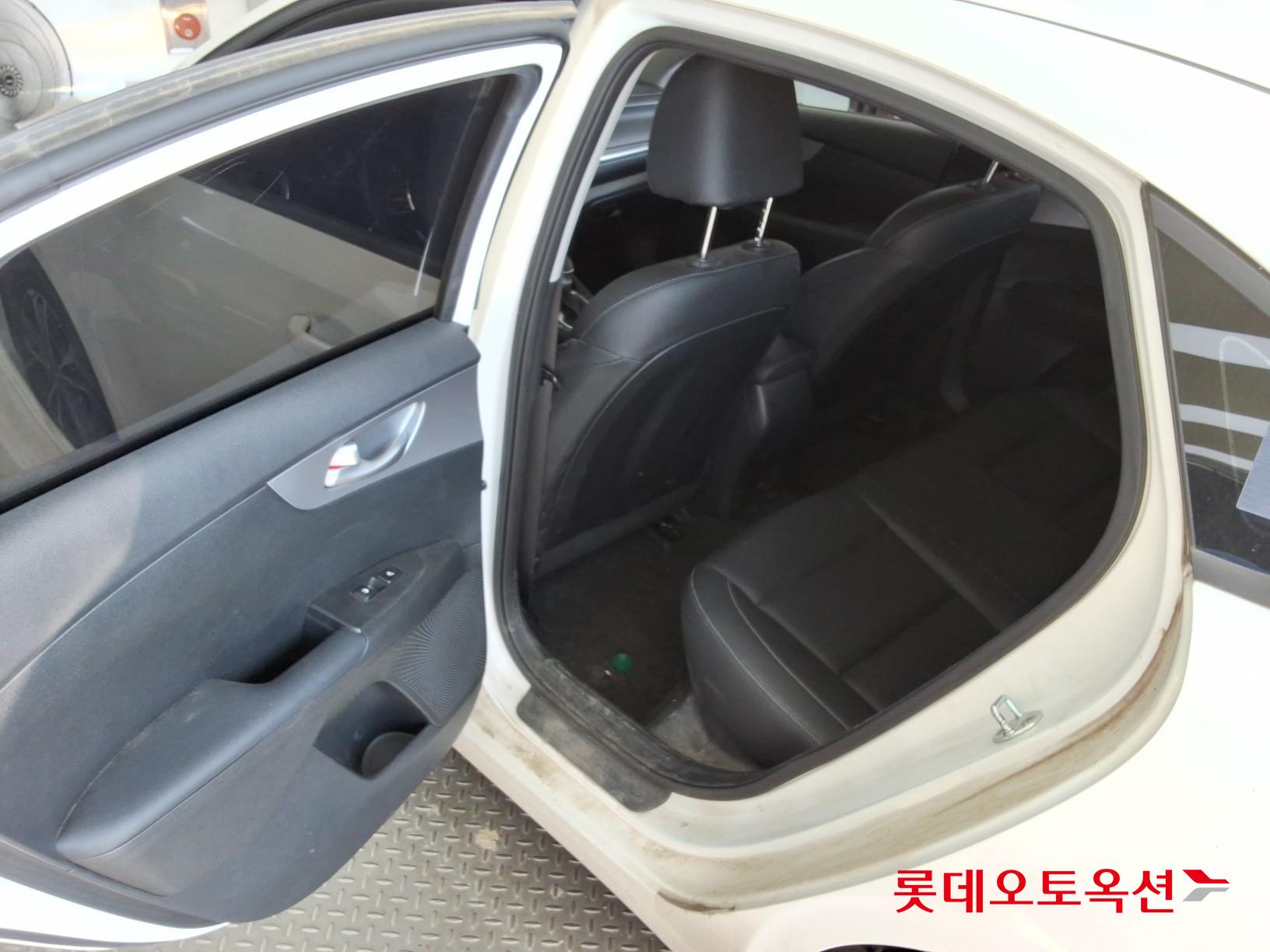 2022 - kia k3