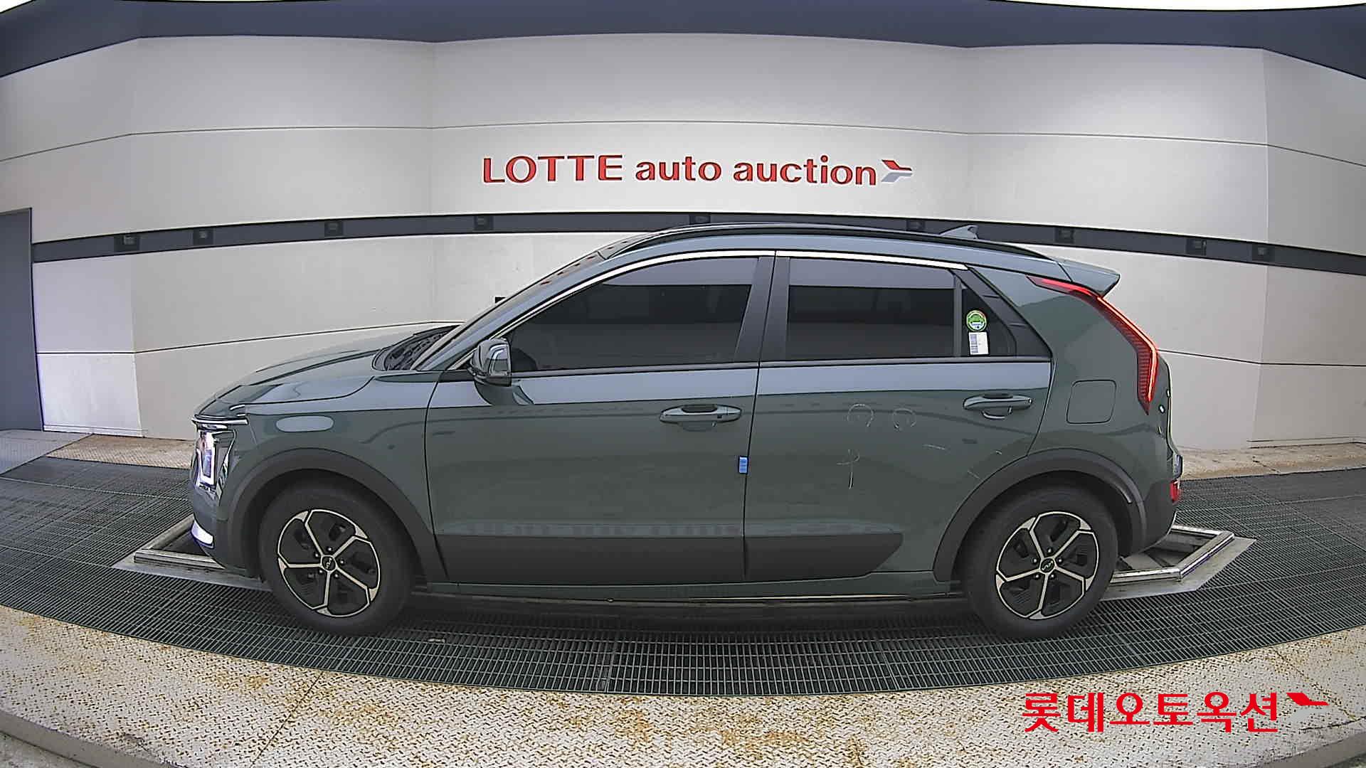 2023 - kia niro