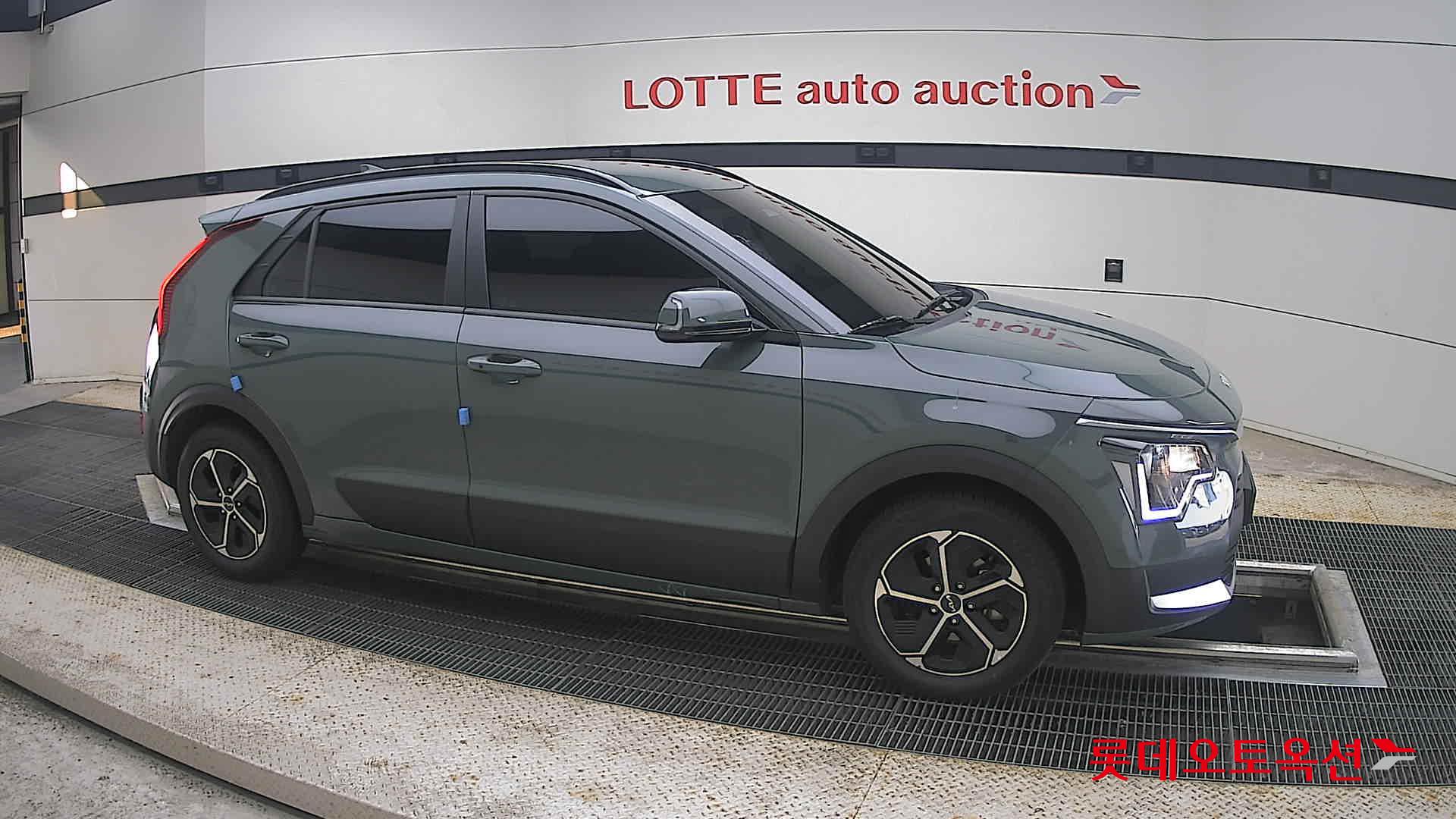 2023 - kia niro