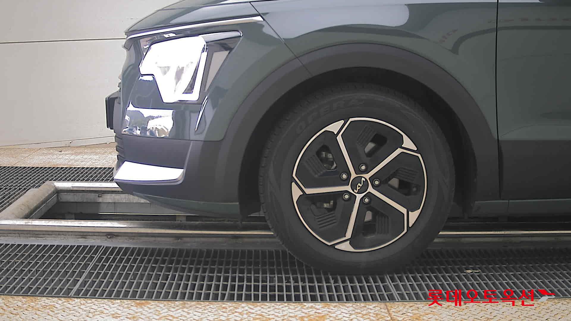2023 - kia niro