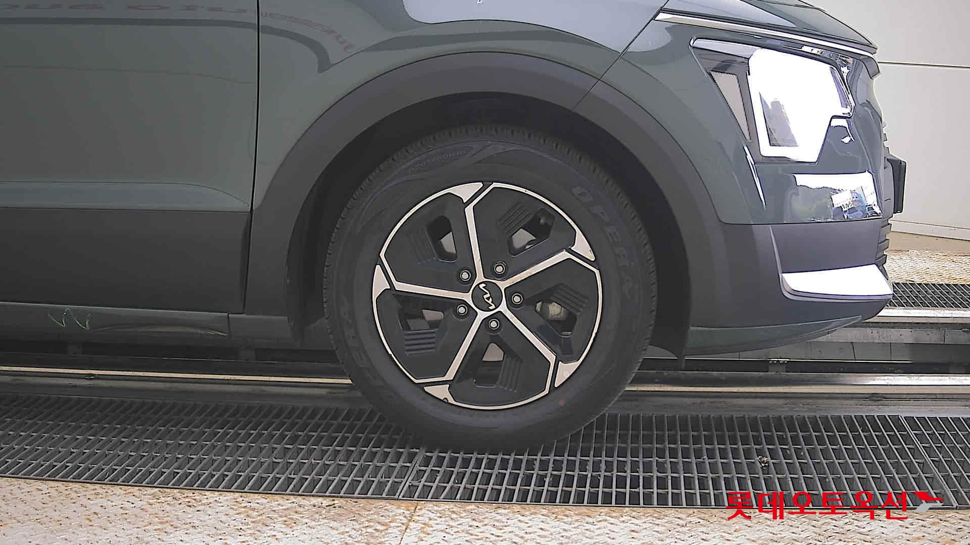 2023 - kia niro