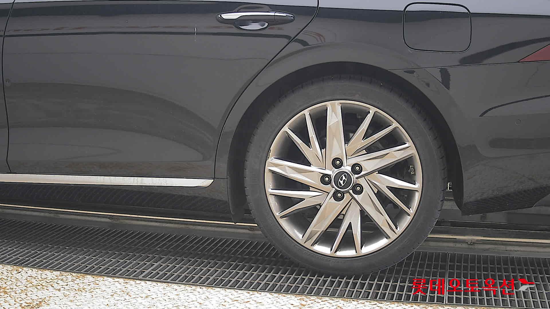 2020 - hyundai grandeur