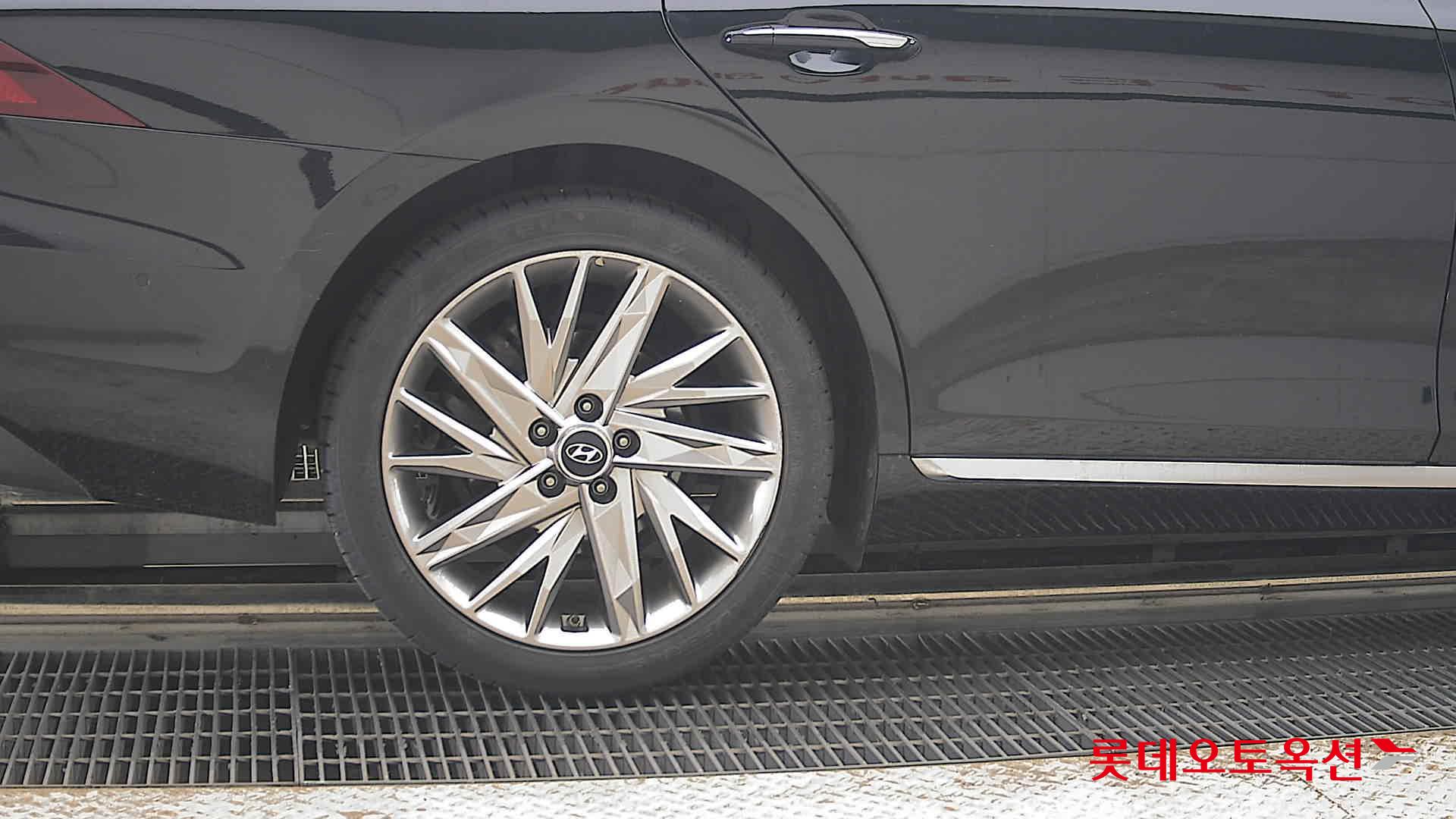 2020 - hyundai grandeur