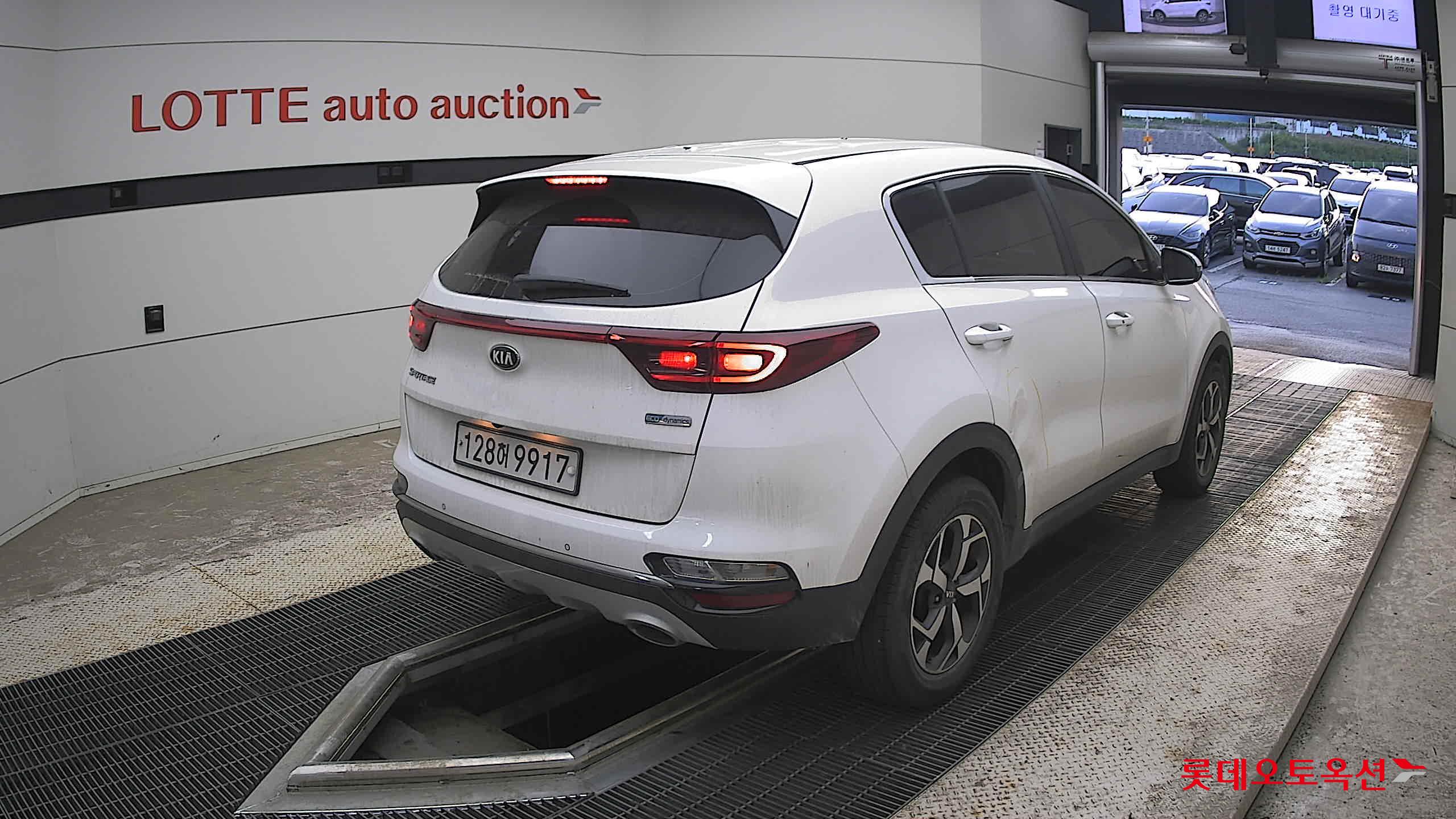 2020 - kia sportage