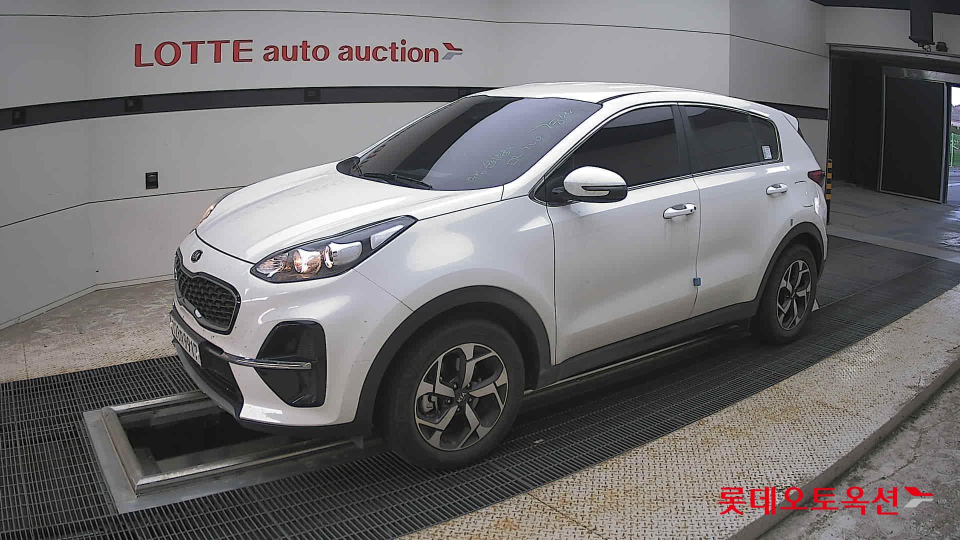 2020 - kia sportage