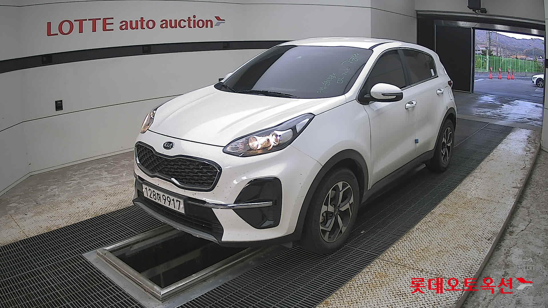 2020 - kia sportage