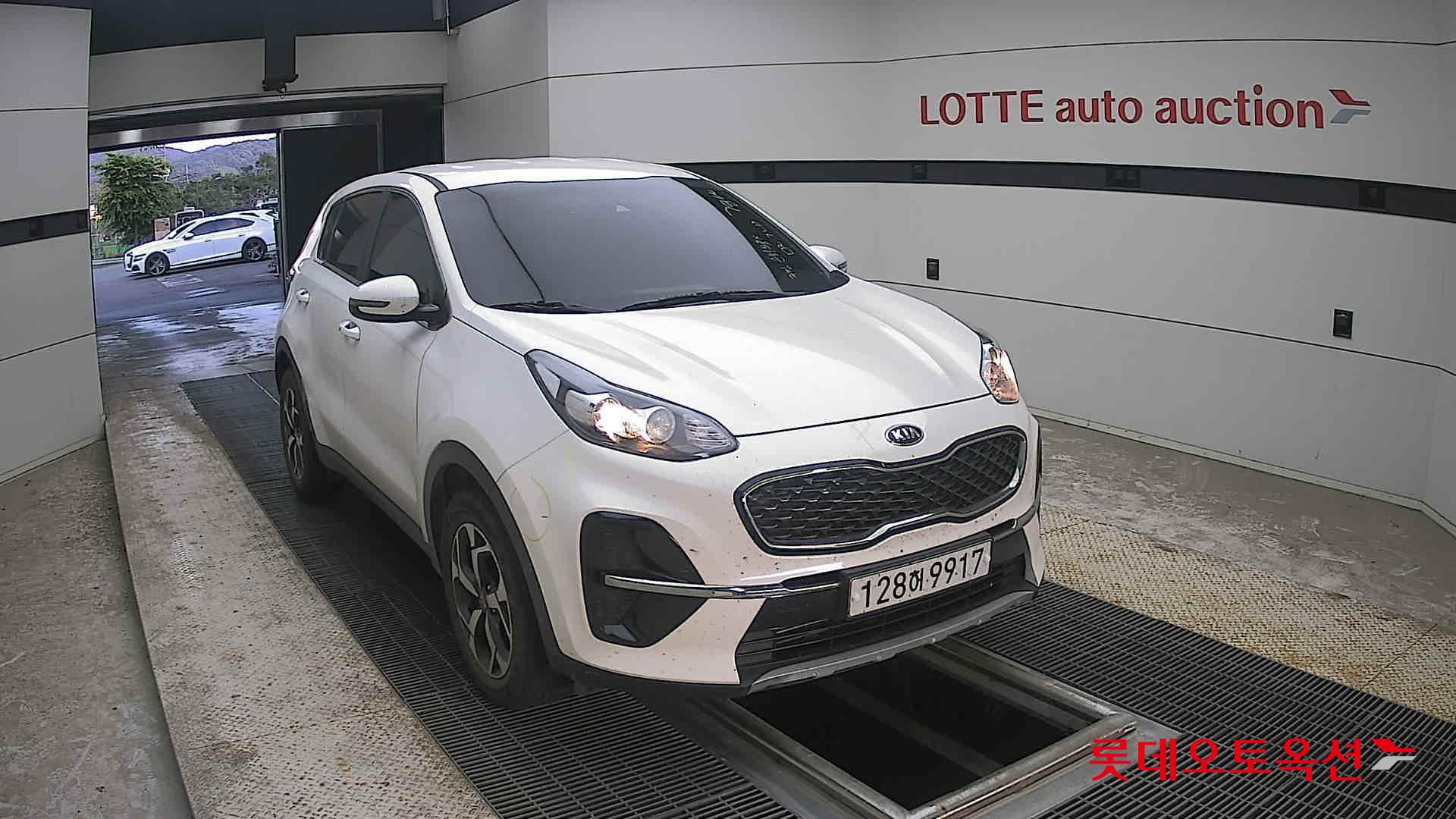 2020 - kia sportage