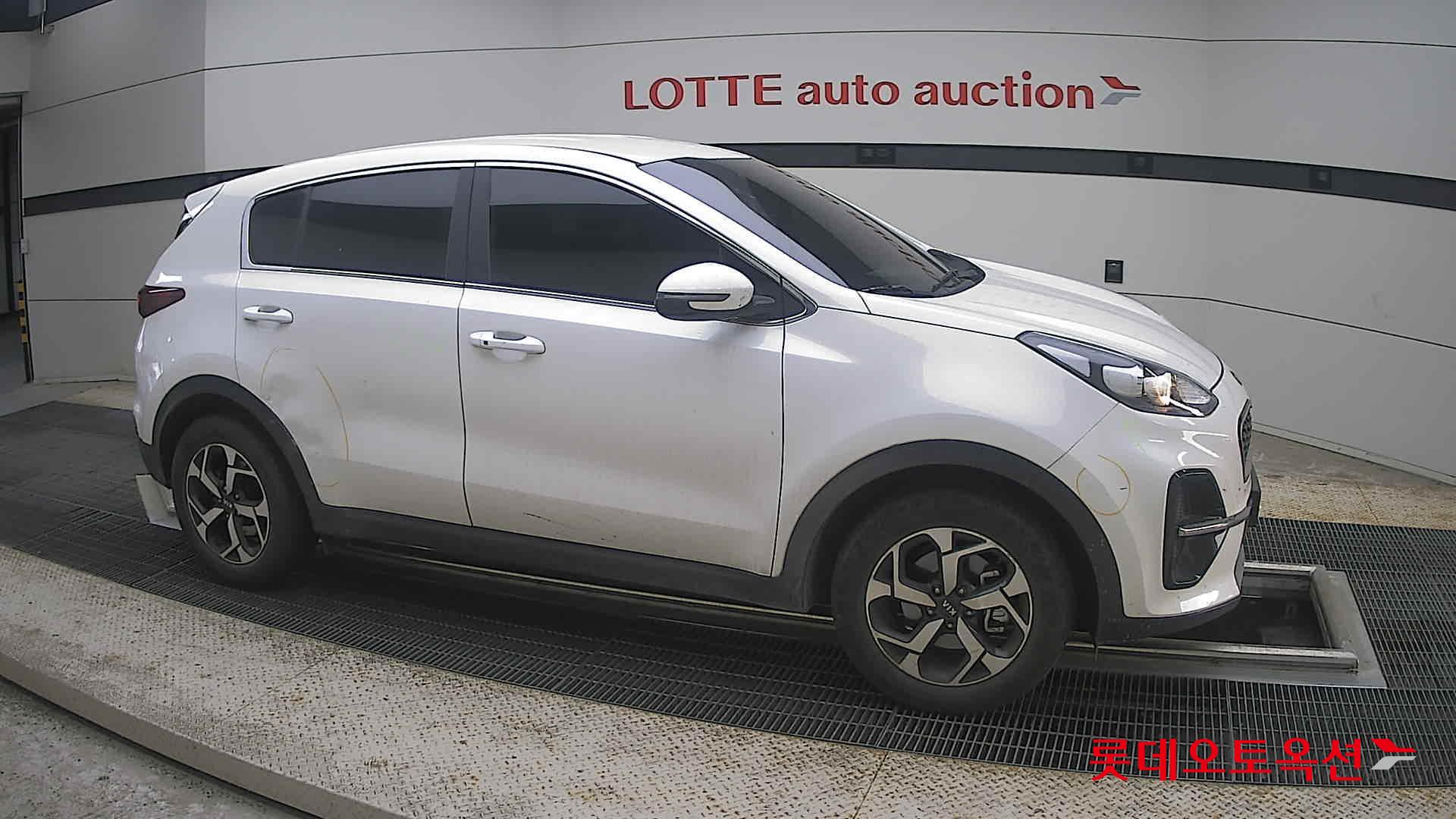 2020 - kia sportage