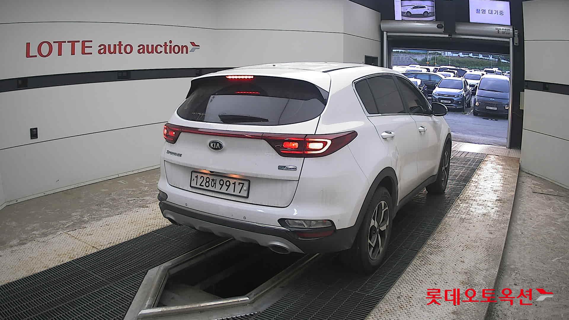 2020 - kia sportage