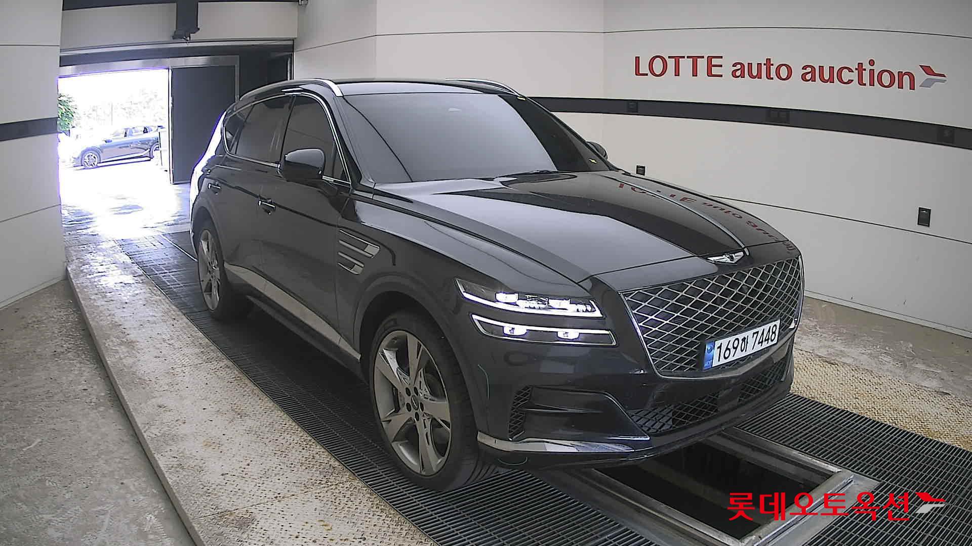 2022 - genesis gv80