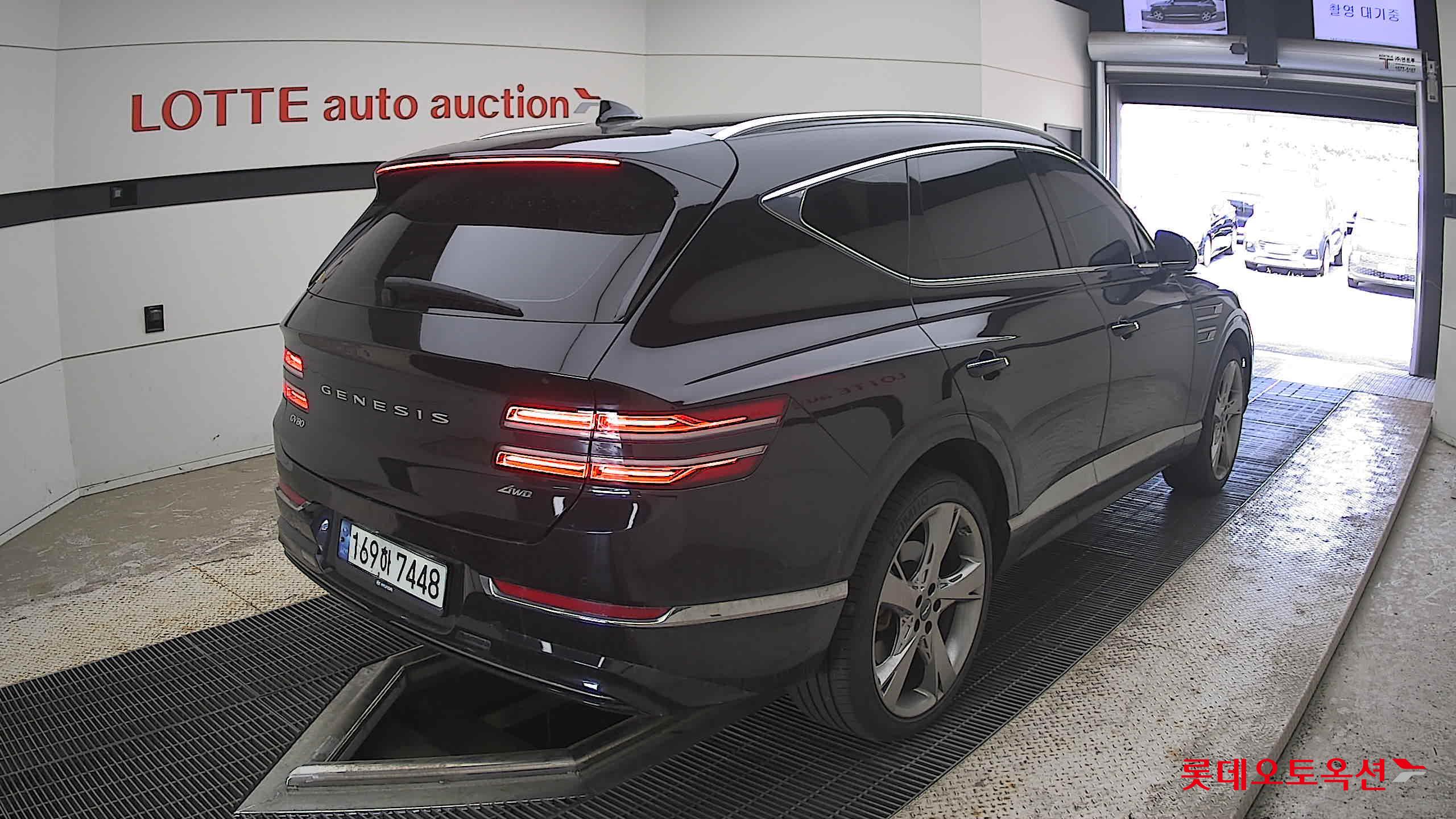 2022 - genesis gv80