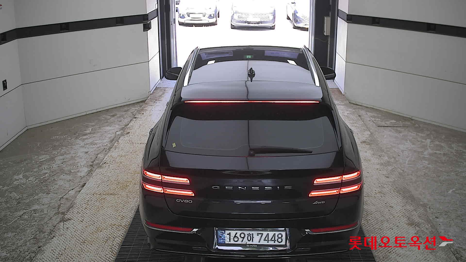 2022 - genesis gv80