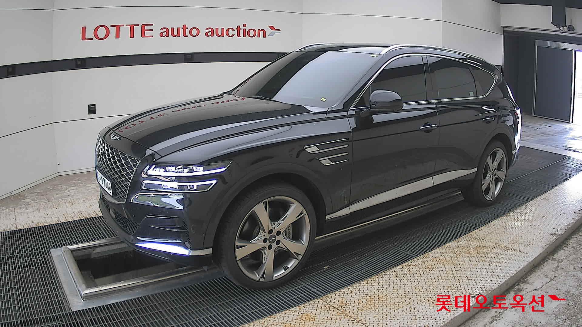 2022 - genesis gv80