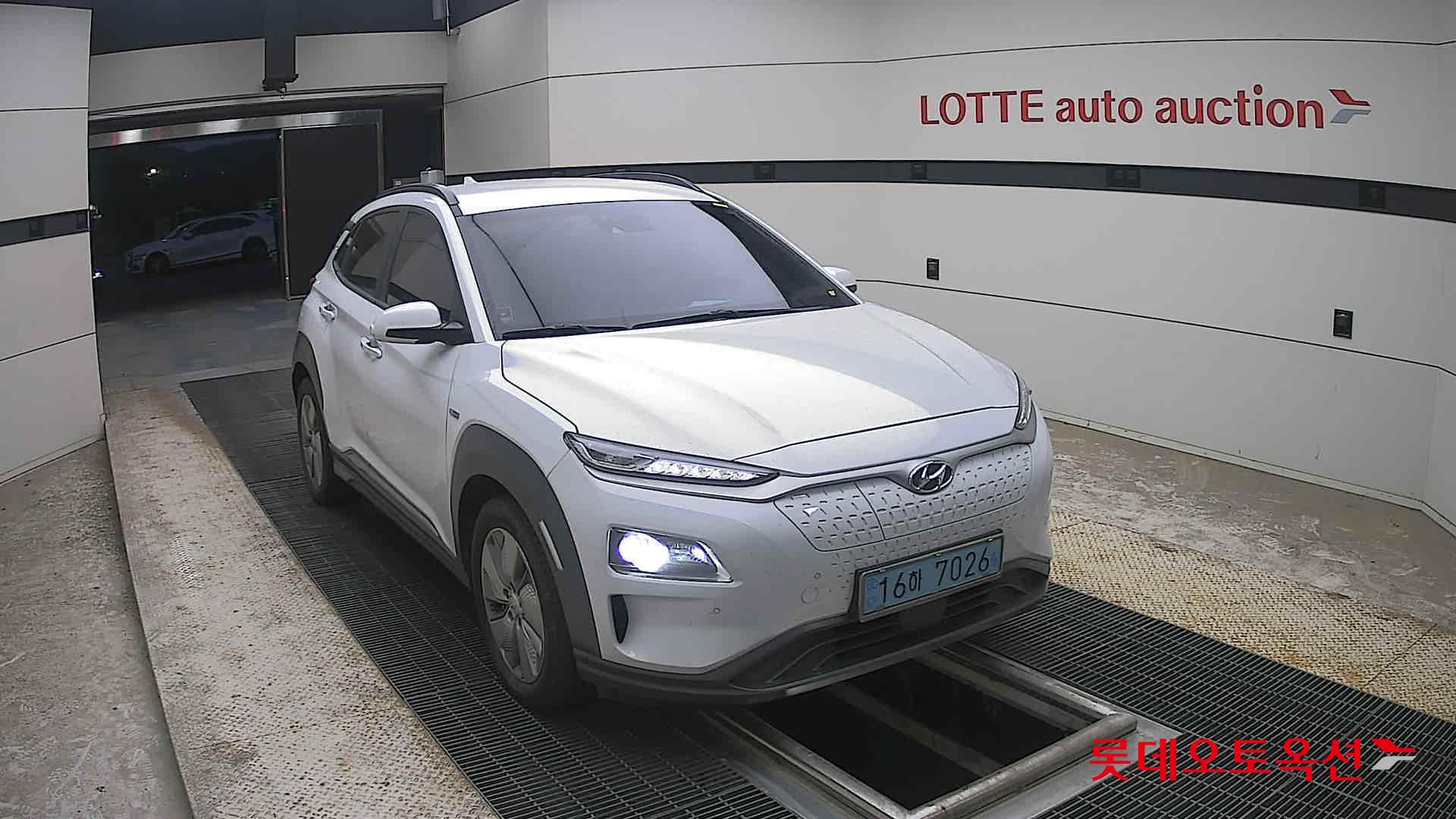 2020 - hyundai kona