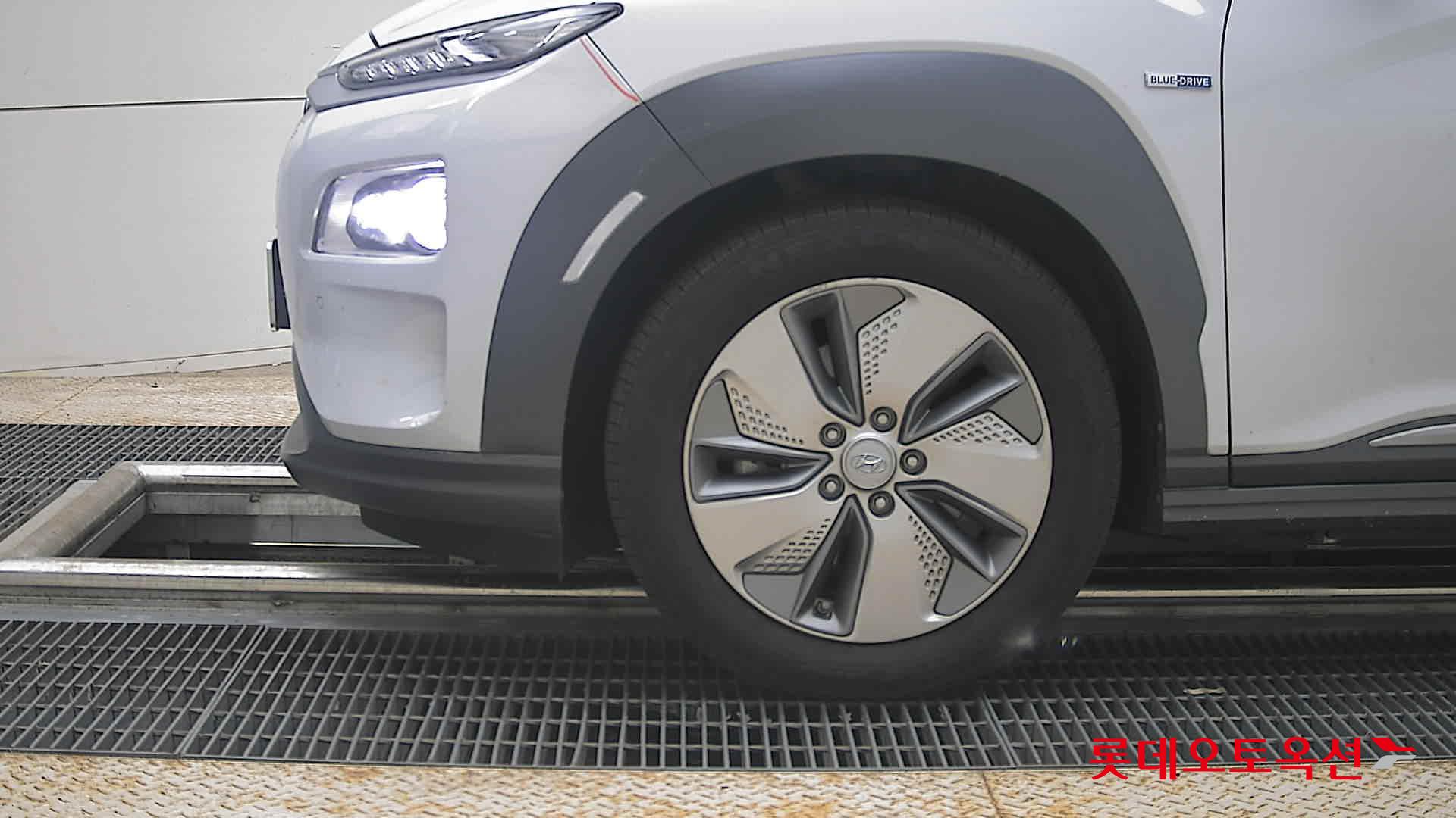 2020 - hyundai kona