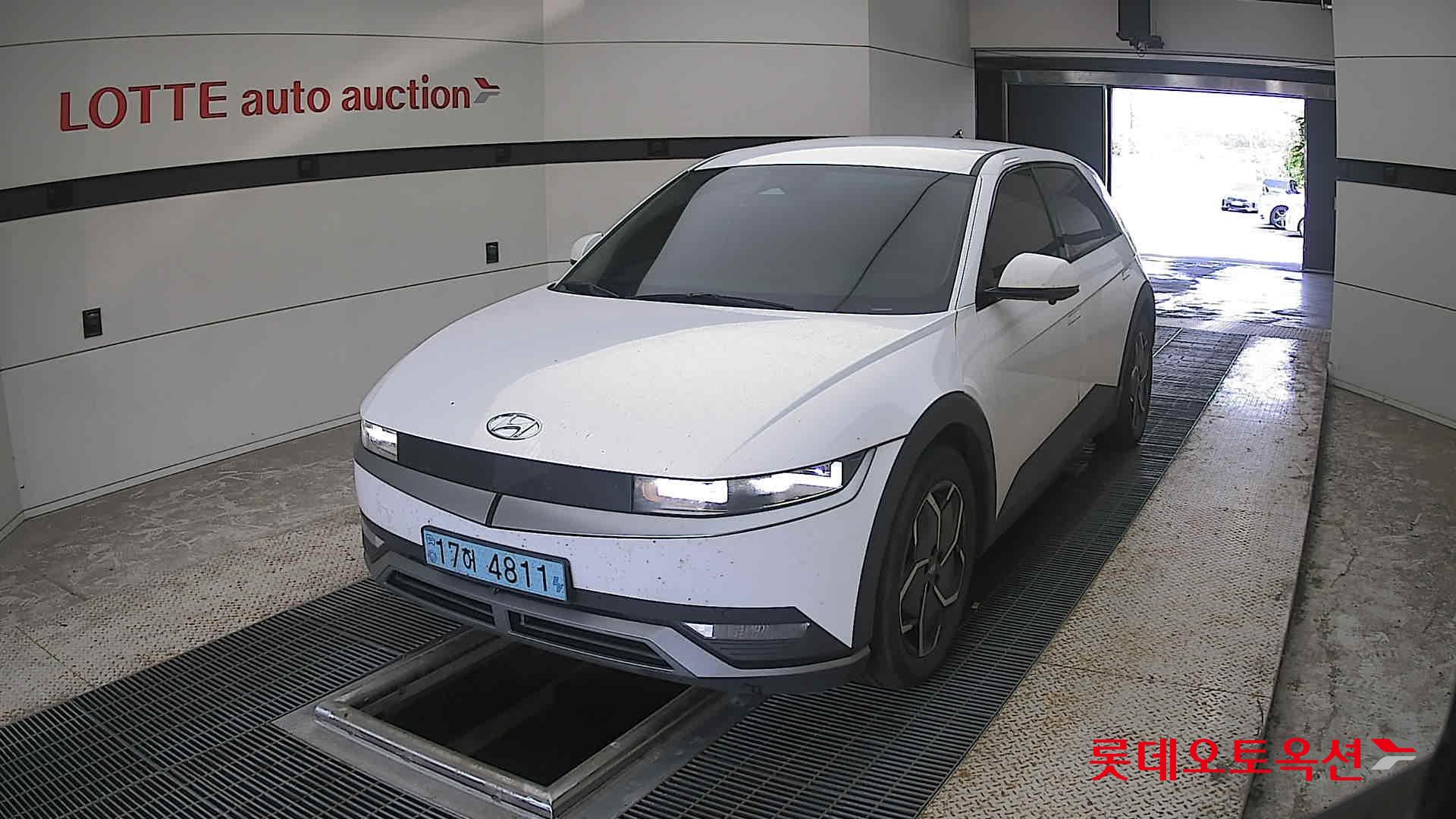 2022 - hyundai ioniq