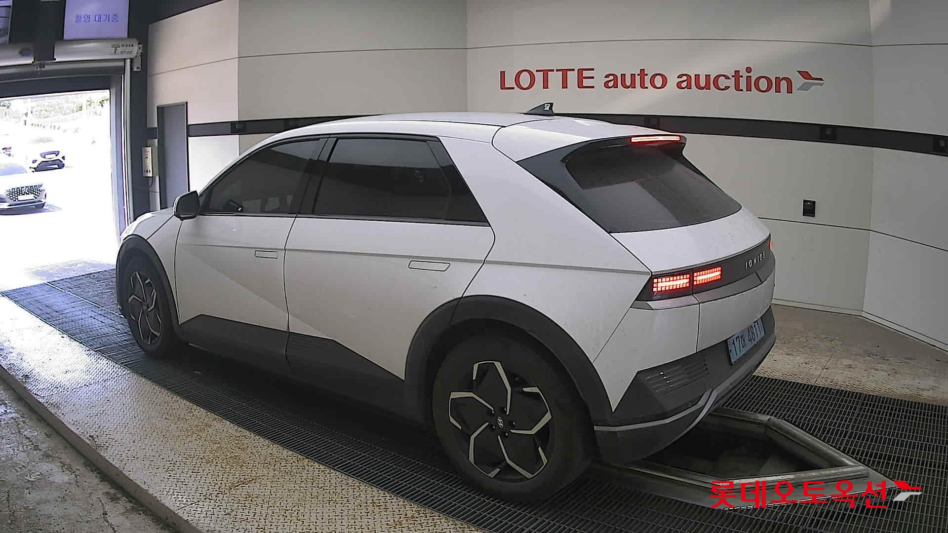 2022 - hyundai ioniq