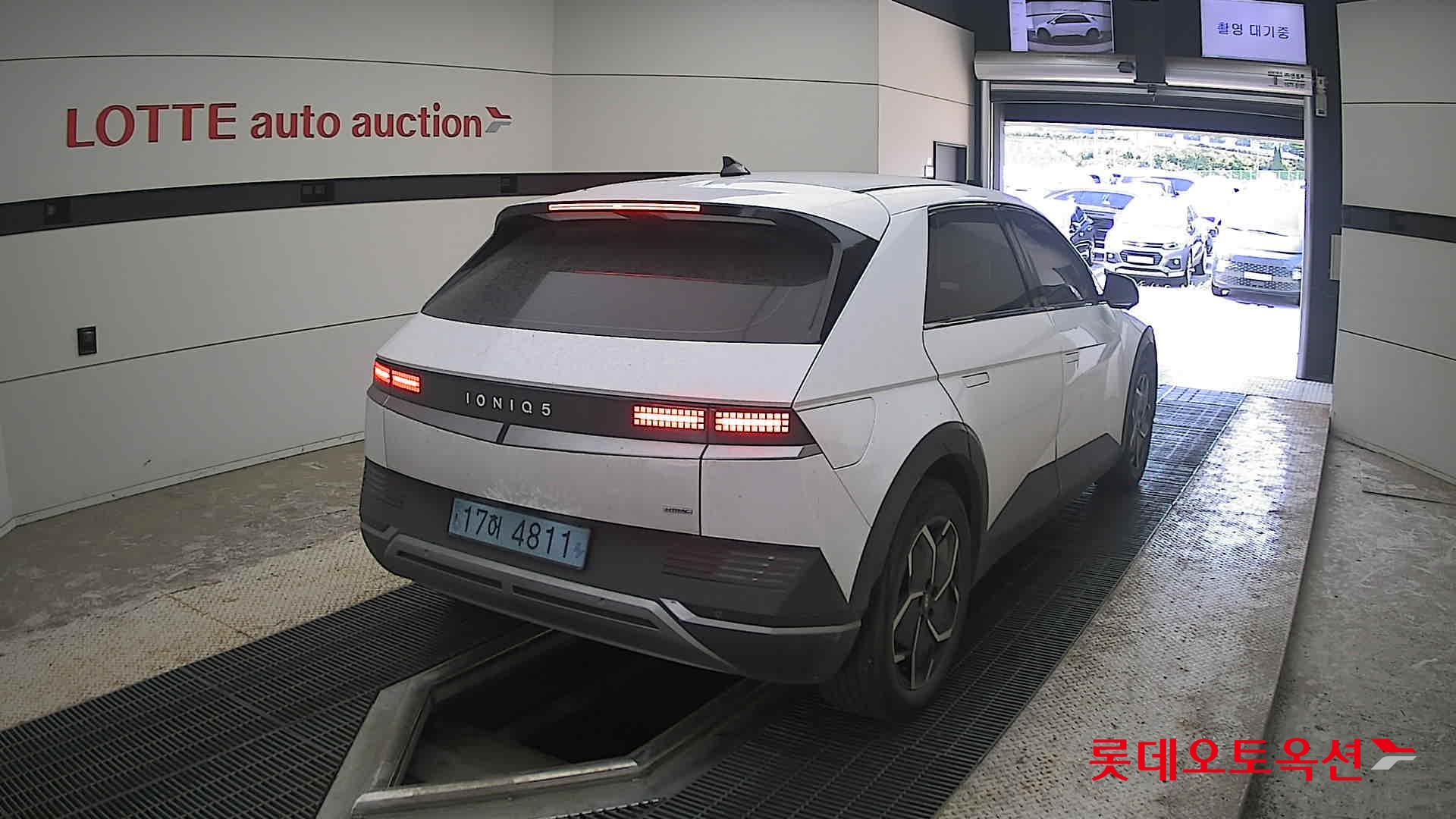 2022 - hyundai ioniq