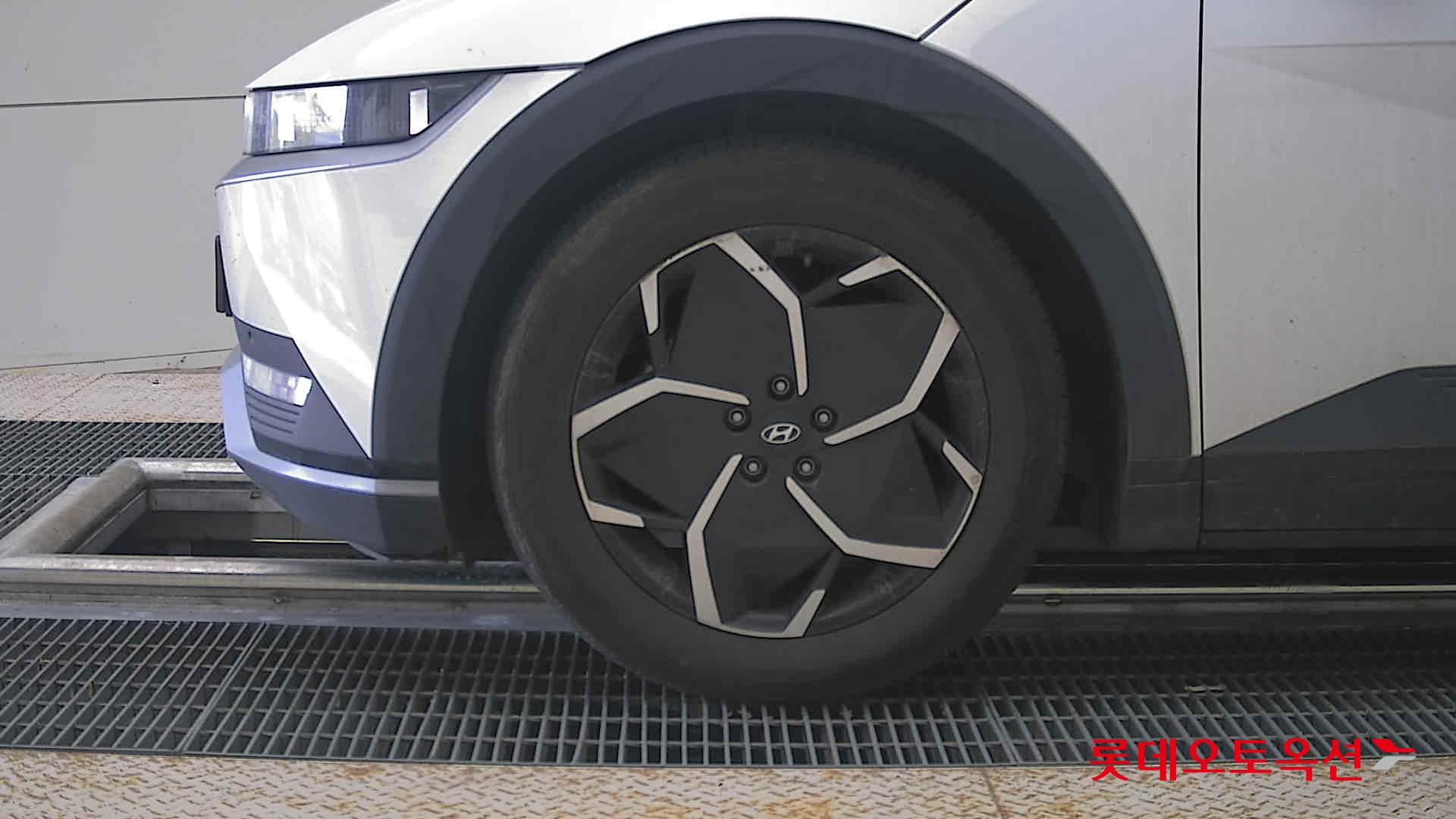 2022 - hyundai ioniq