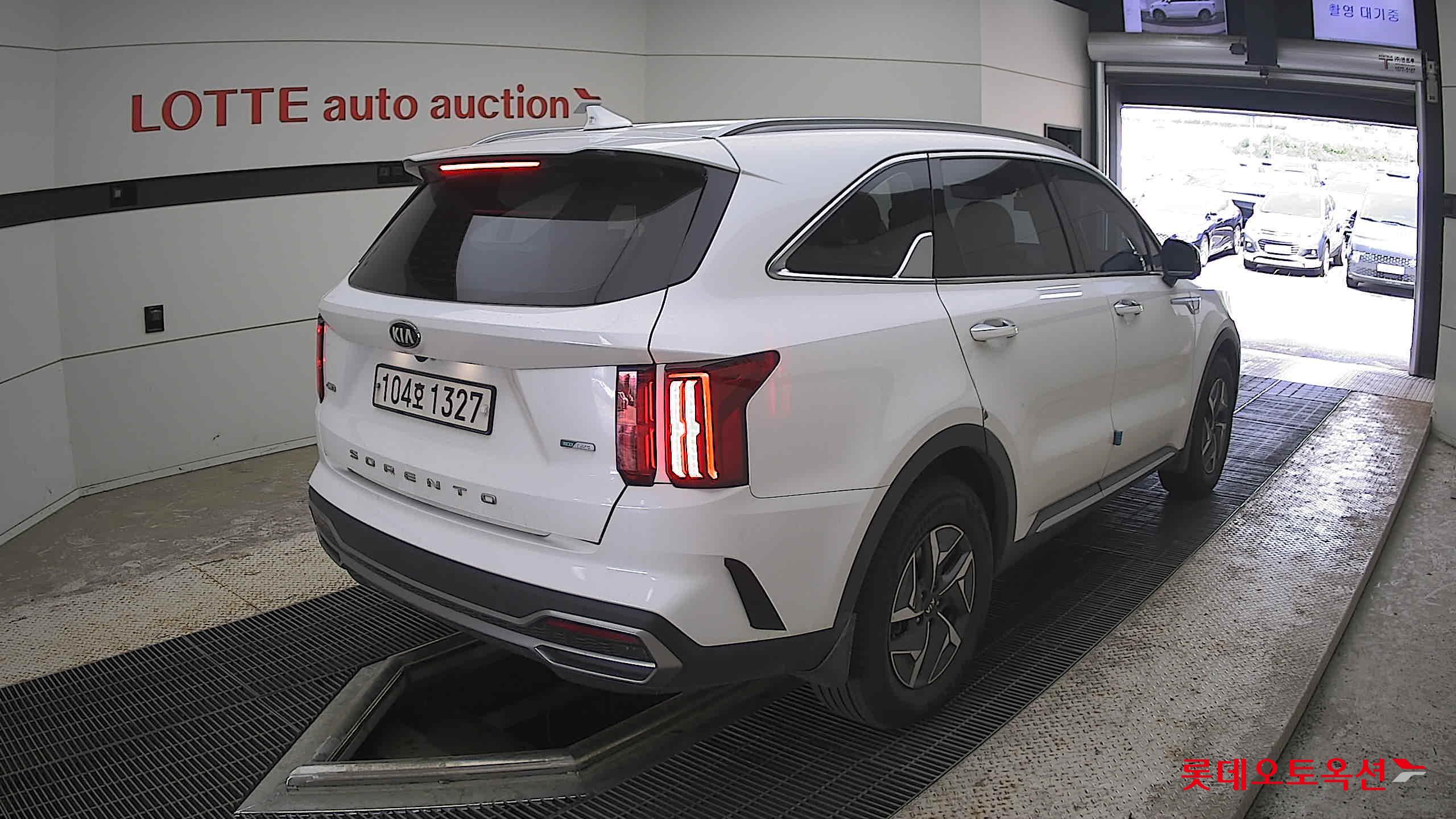 2021 - kia sorento