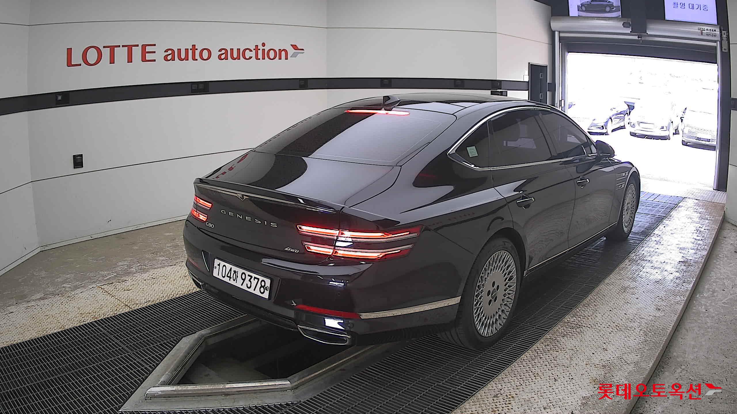 2021 - genesis g80