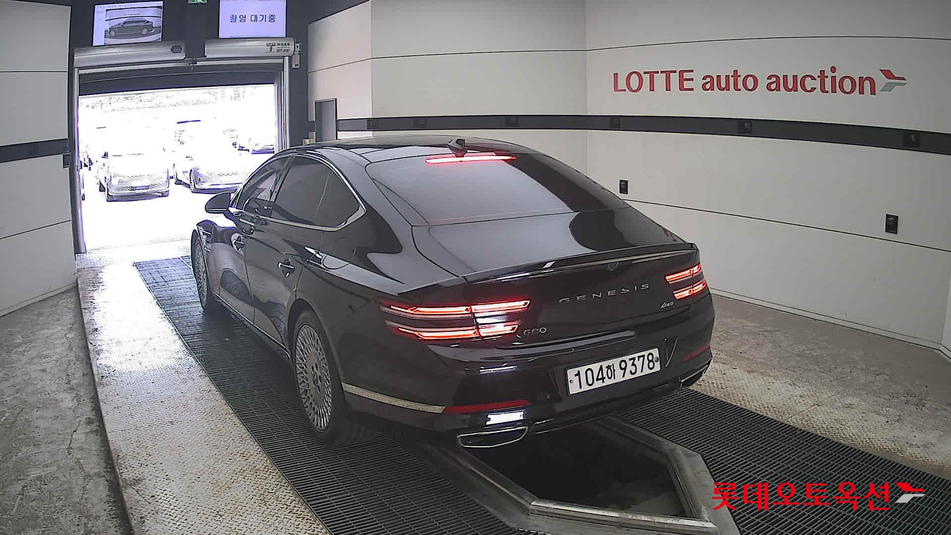 2021 - genesis g80